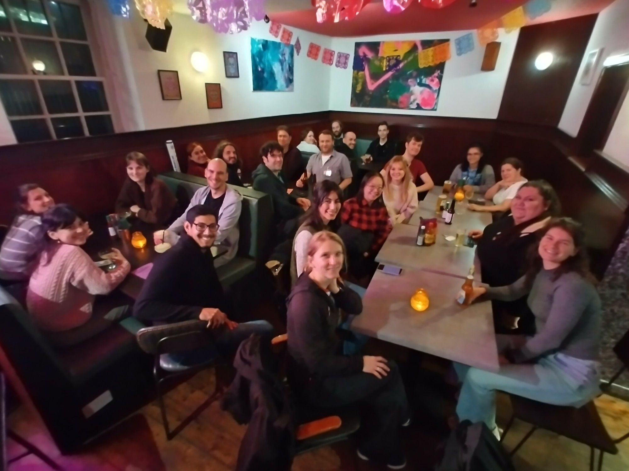 Crowd in a restaurant.