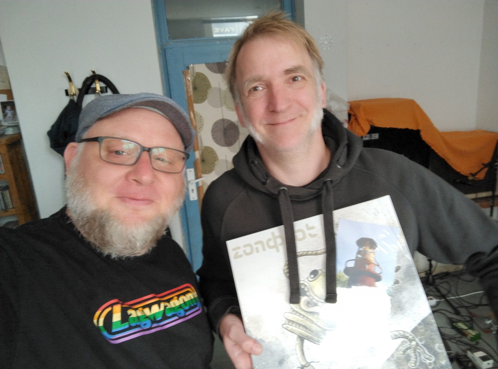 Me on the left side wearing a Lagwagon shirt. Harald on the right side holding his vinyl record.