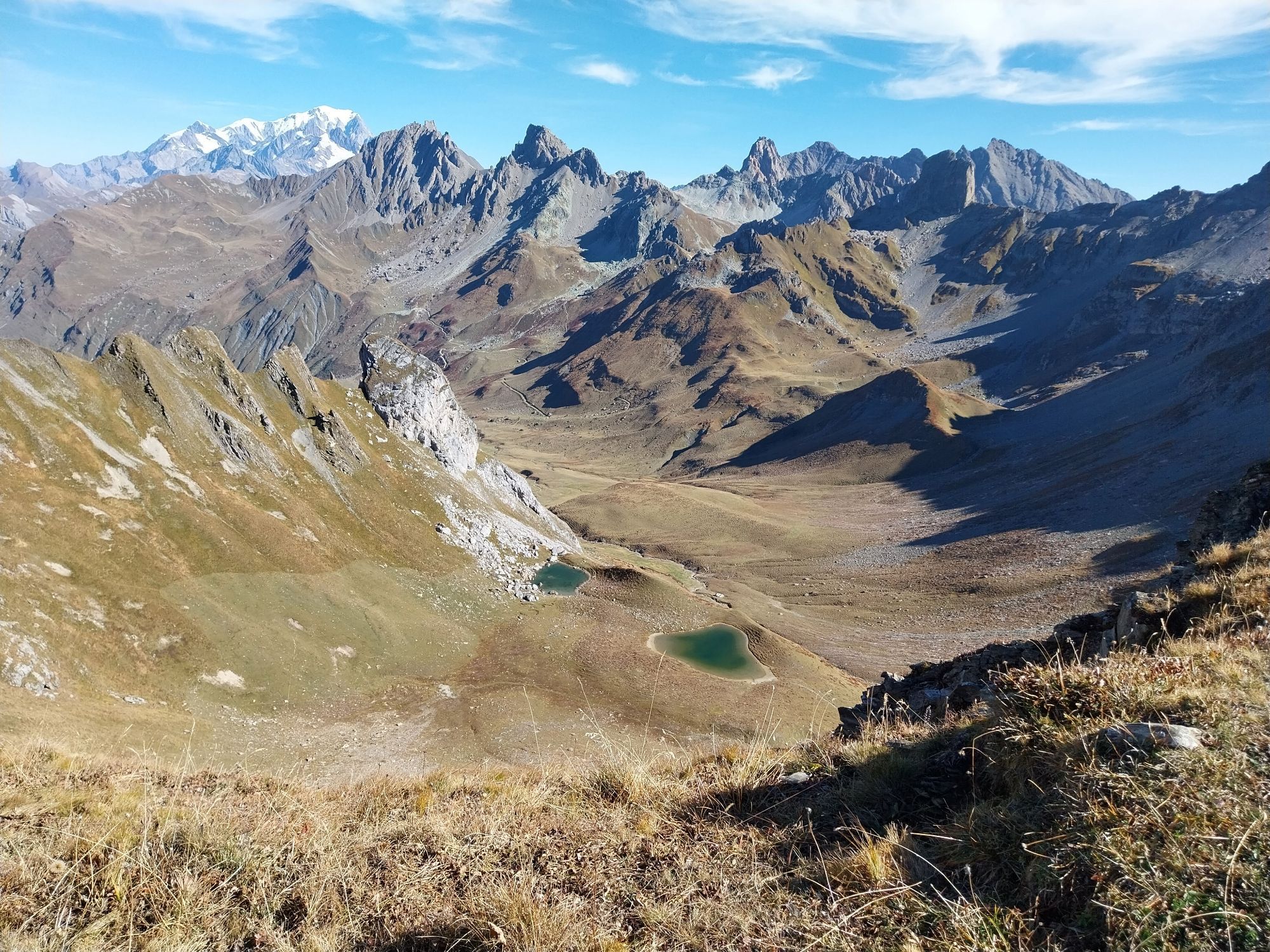 En haut à gauche : 
Mont blanc .
Conchette, alpage sauvage.
Vue du Mont coin.