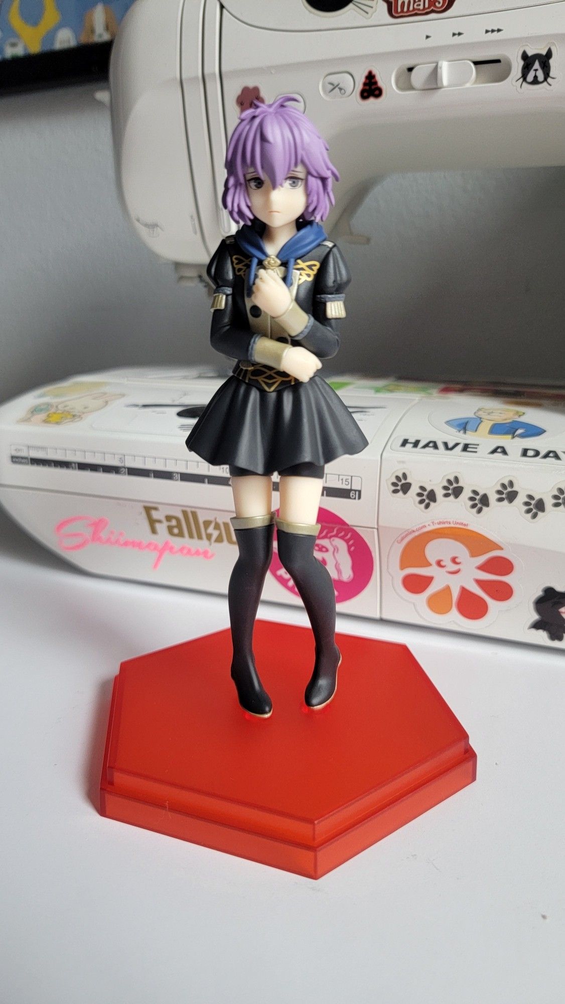 Bernadetta von Varley from Fire Emblem: Three Houses POP UP Parade figure on a red hexagon base