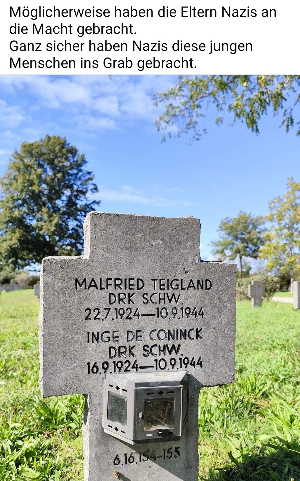 Steinkreuz auf dem Zentralfriedhof im Gedenken an Malfried Teinland und Inge de Connick, 2 Krankenschwestern vom Roten Kreuz. Ums Leben gekommen am 10.09.1944.