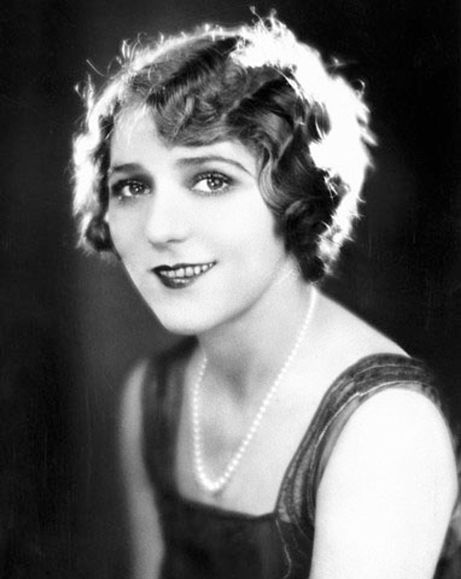 Mary Pickford (uglified)