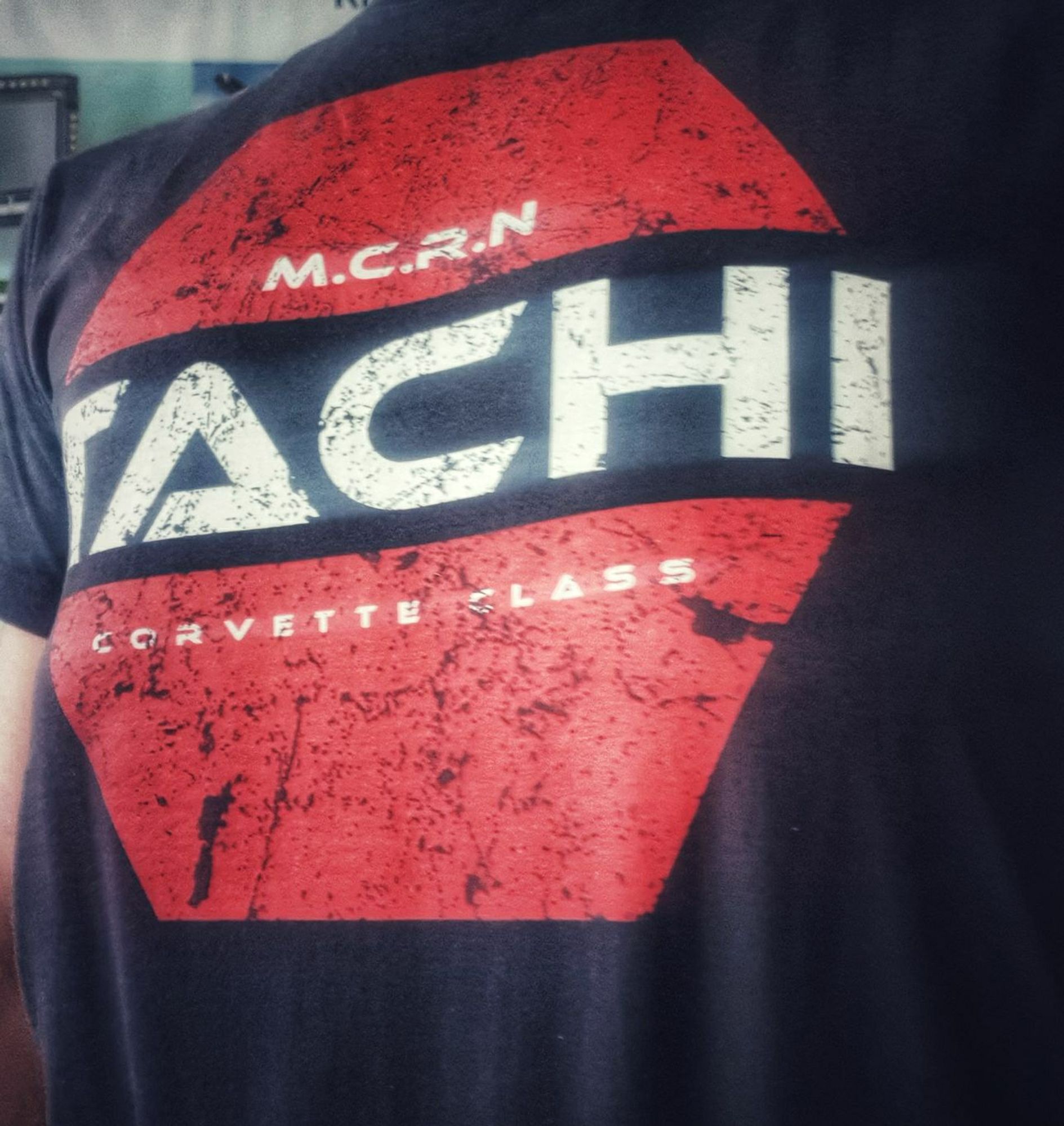 Fanshirt aus der TV-Serie The Expanse. Aufdruck: M.C.R.N. Tachi Corvette Class