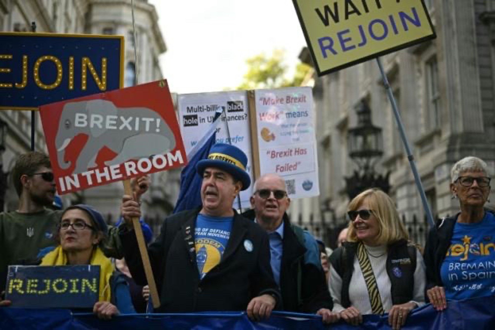 Rejoin marchers in London 28 September 2024 with Steve Bray leading