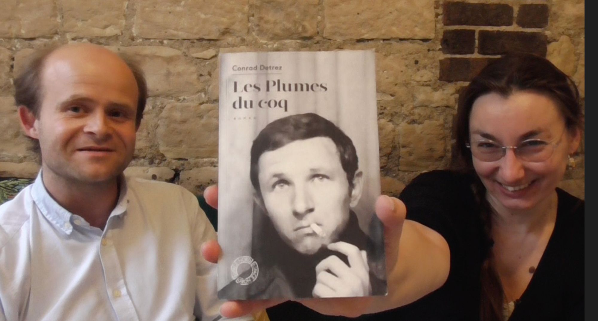 Miniature de la vidéo de demain, Clément et moi, avec le livre Les plumes du coq de Conrad Detrez édité par Clément