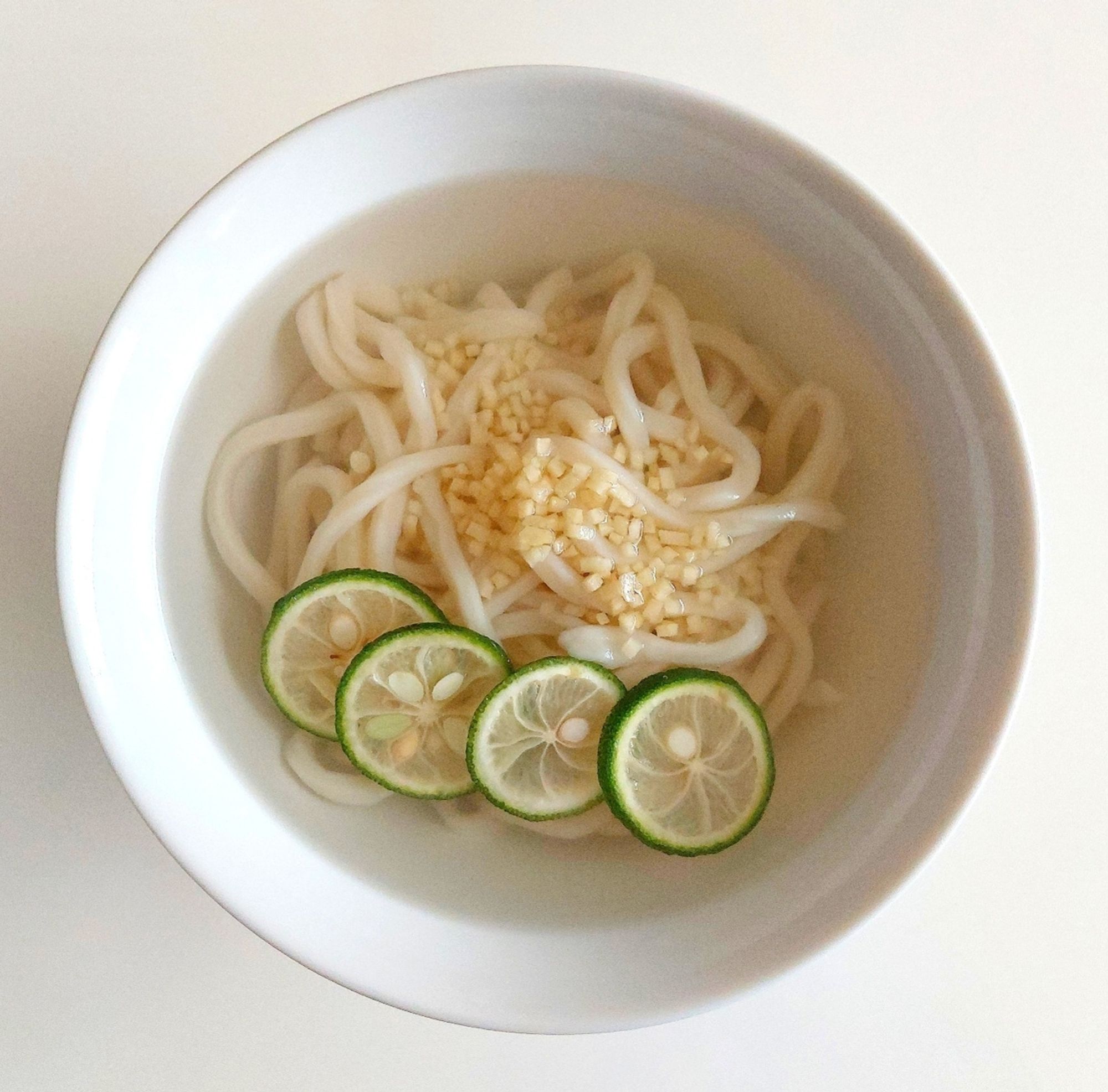 生姜と青柚子のうどん
お湯につかっているだけに見えますがちゃんと
お出汁の味もします😆