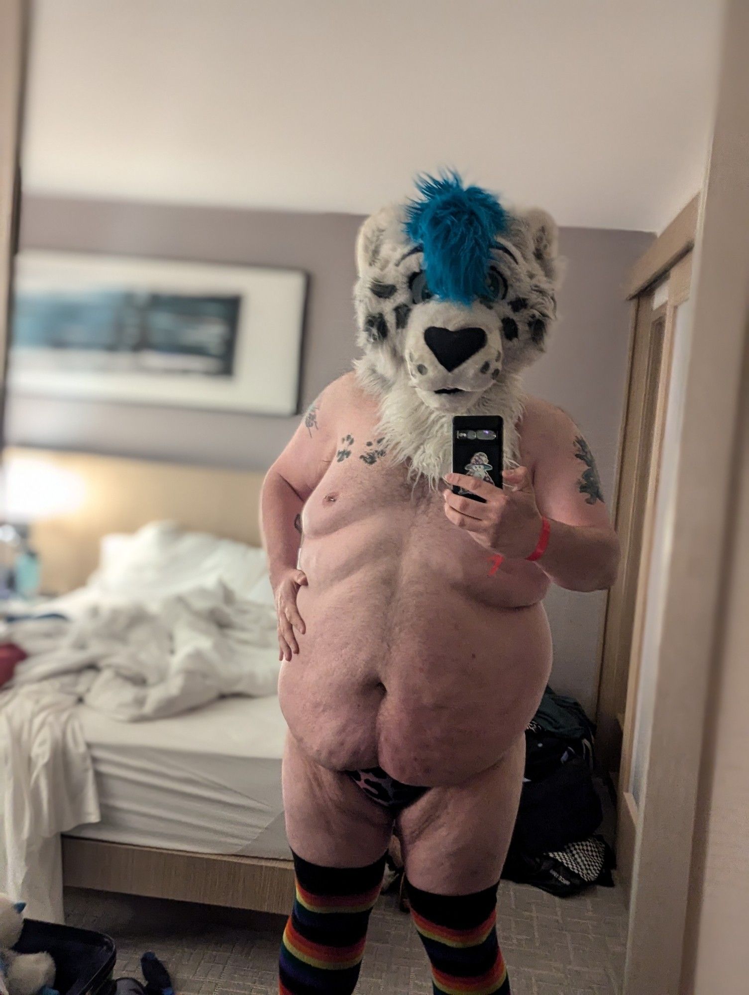 Chubby snep in jock