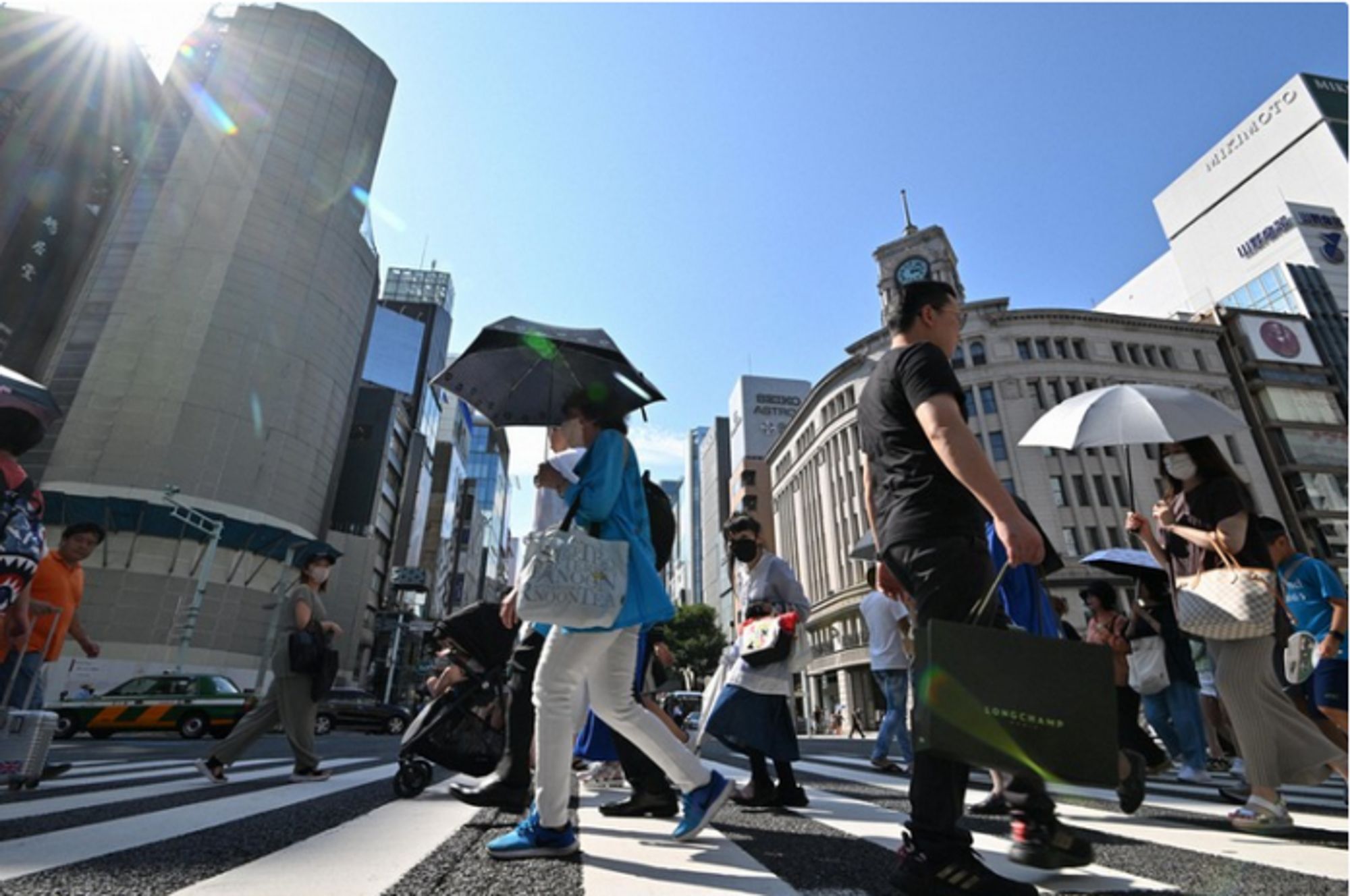 In Japan wird der Sommer immer heißer und die Zahl der Hitzschlagpatienten steigt an. Das Gesundheitssystem versucht, sich vorzubereiten.