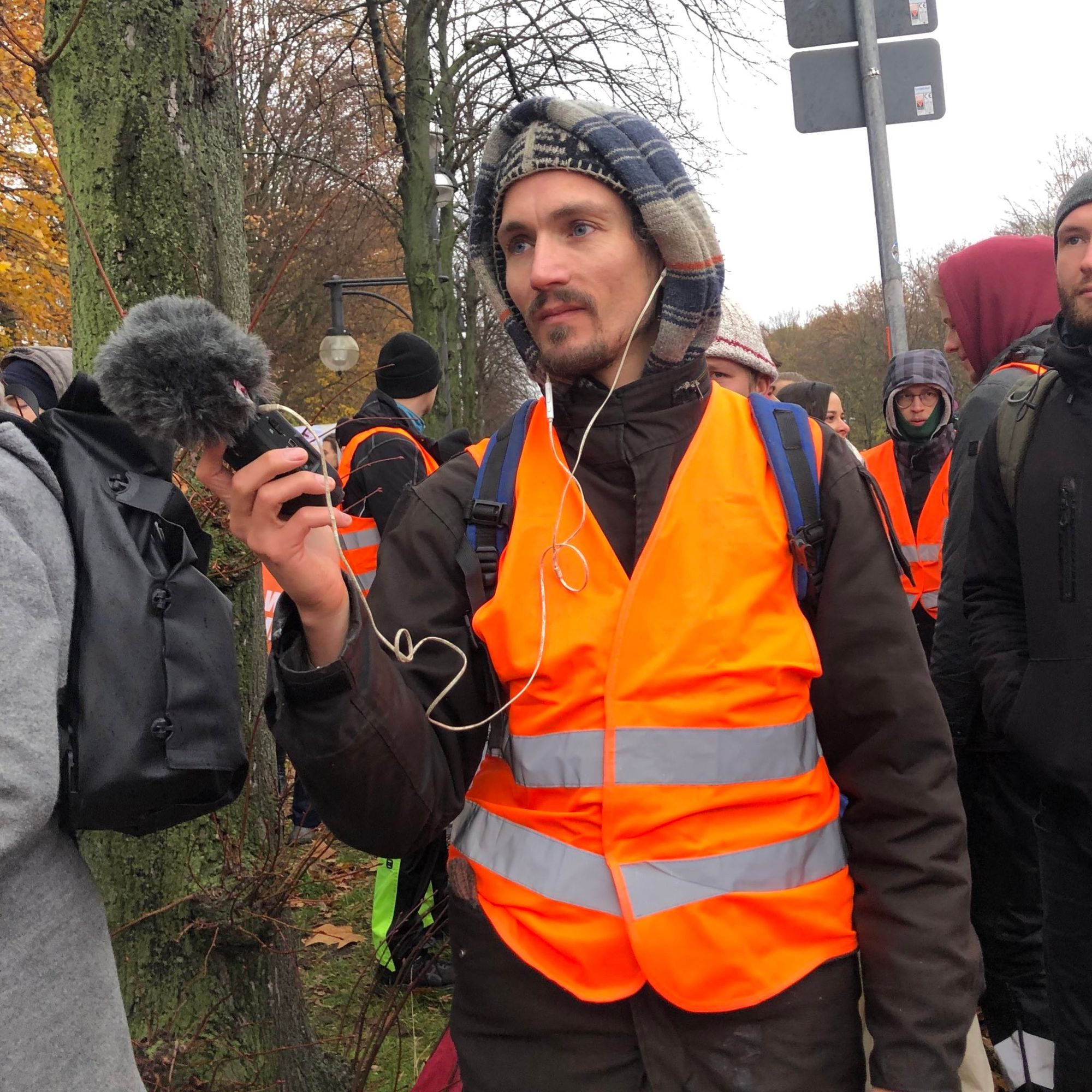 Raúl macht Aufnahmen während der Massenbesetzung