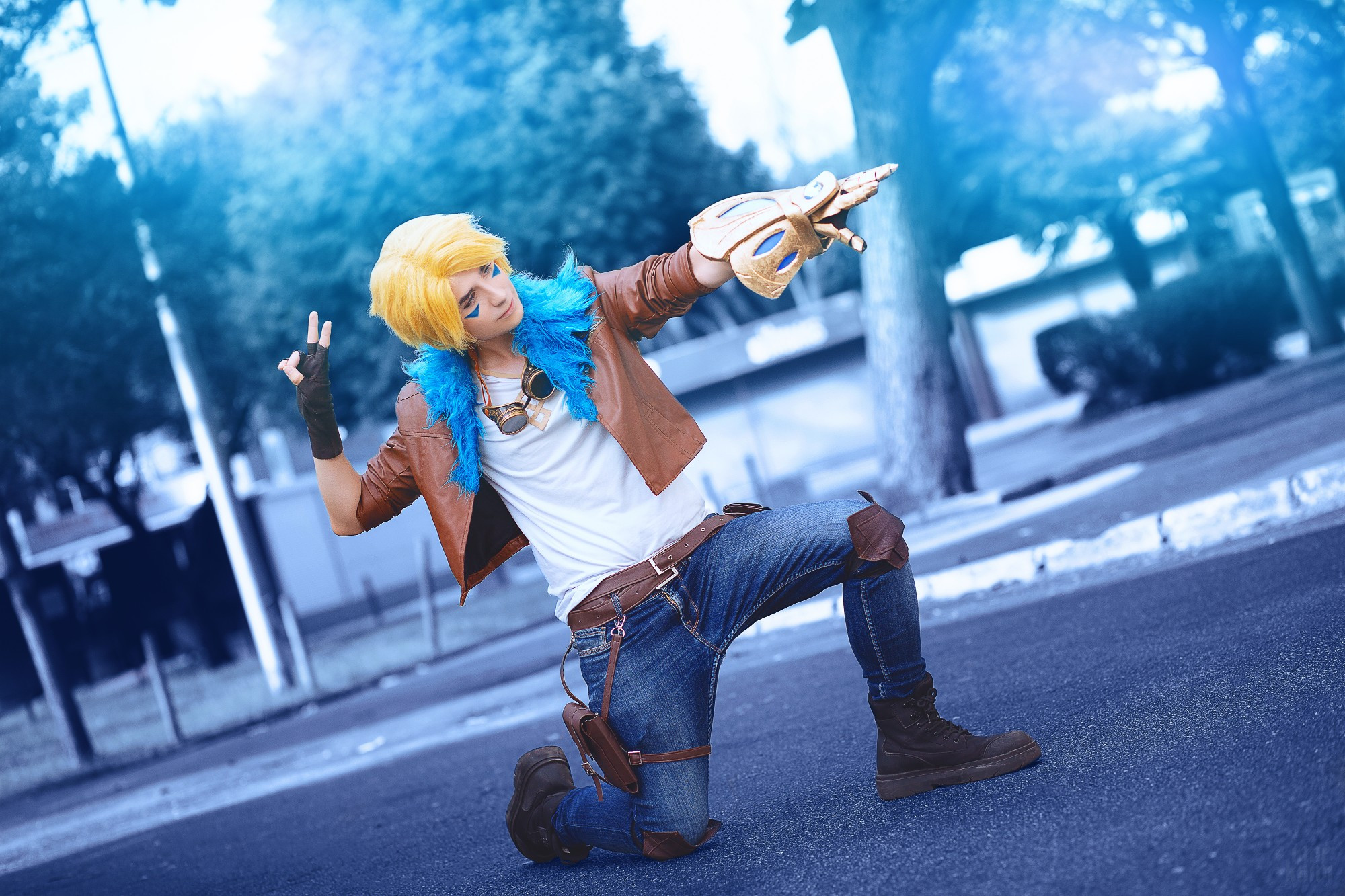 Ezreal league of legends Cosplay Manueki manuekicos