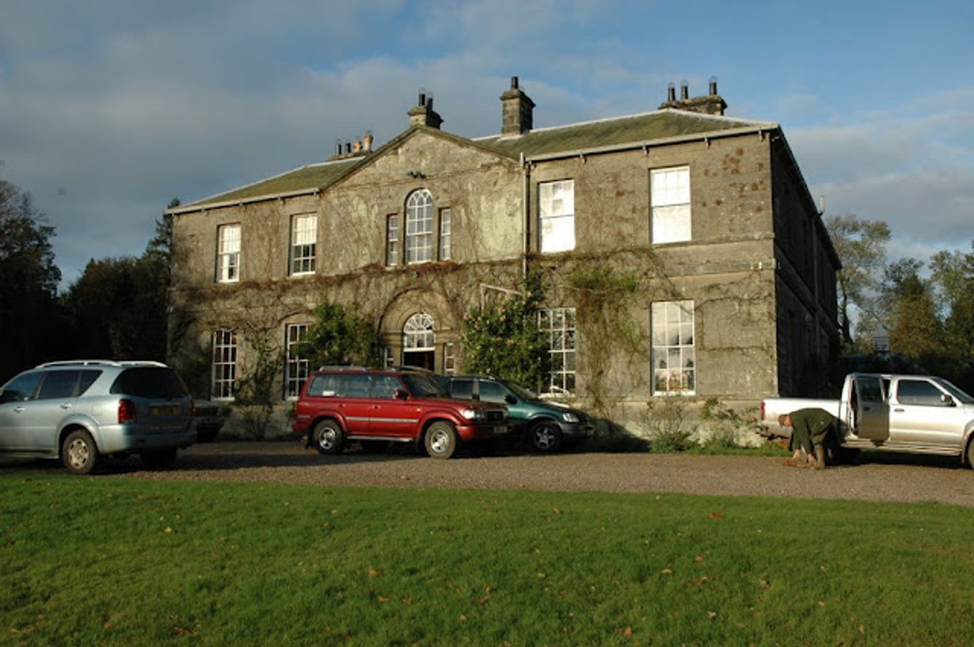 https://landedfamilies.blogspot.com/2016/11/239-atkinson-of-lorbottle-hall.html