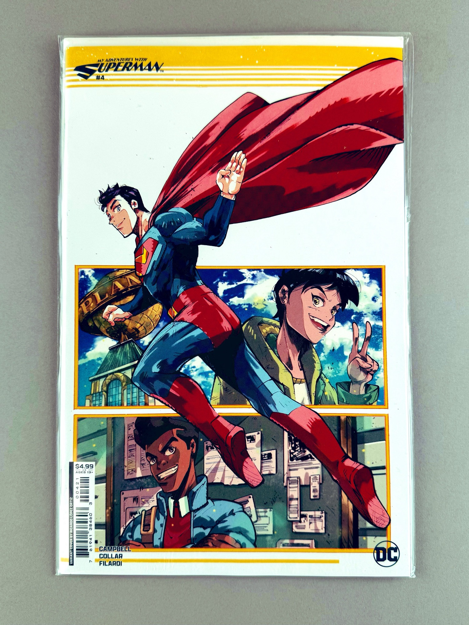 My Adventures With Superman #4
(Ricardo Lopez variant cover)