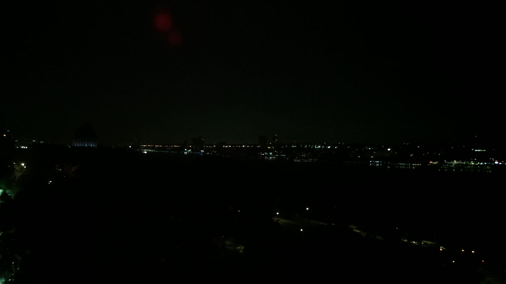 A photo of the Hudson river, at about (40.81, -73.96), taken at 10/4/2024, 3:12:44 AM.