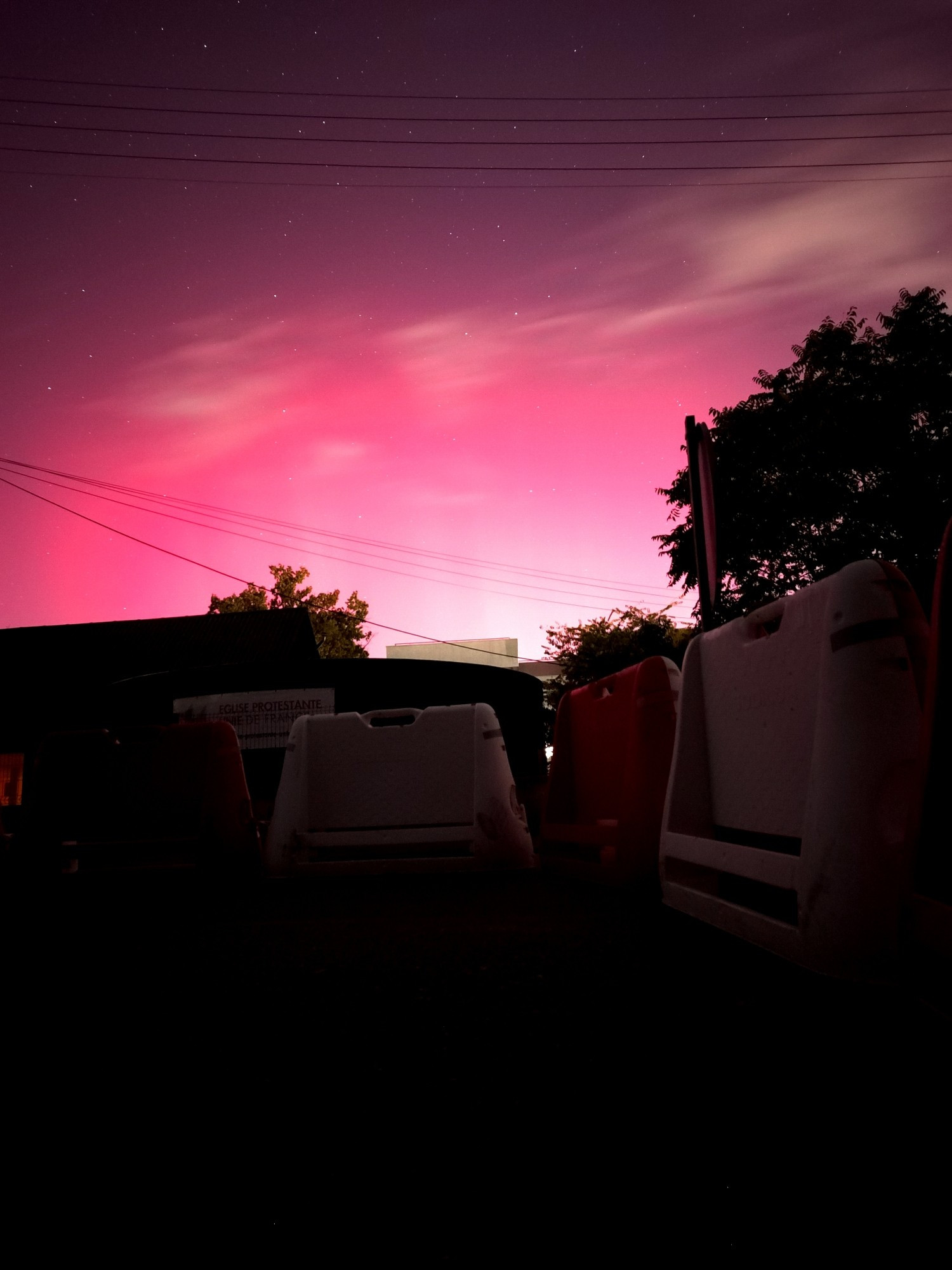 Aurore boréale et ciel rose à 1h30 du matin