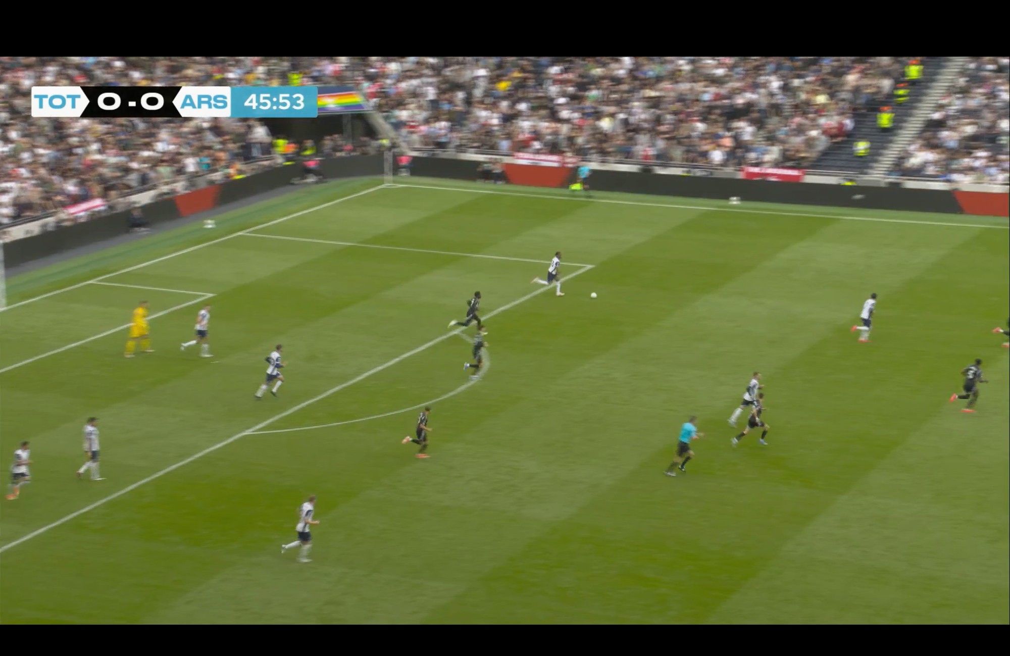 Screenshot (1) of a Spurs attack vs Arsenal