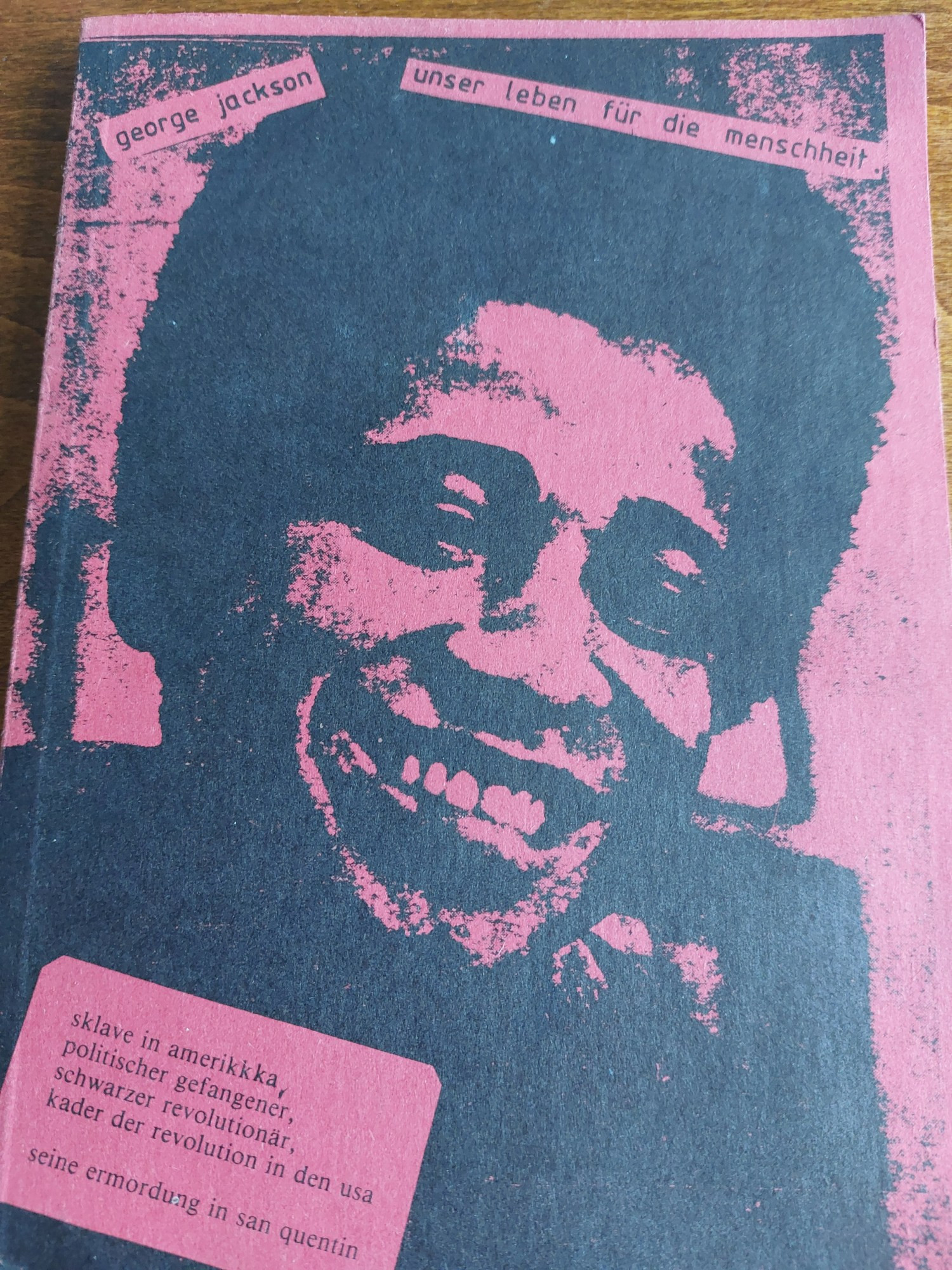 Cover einer Textsammlung von und zu George Jackson