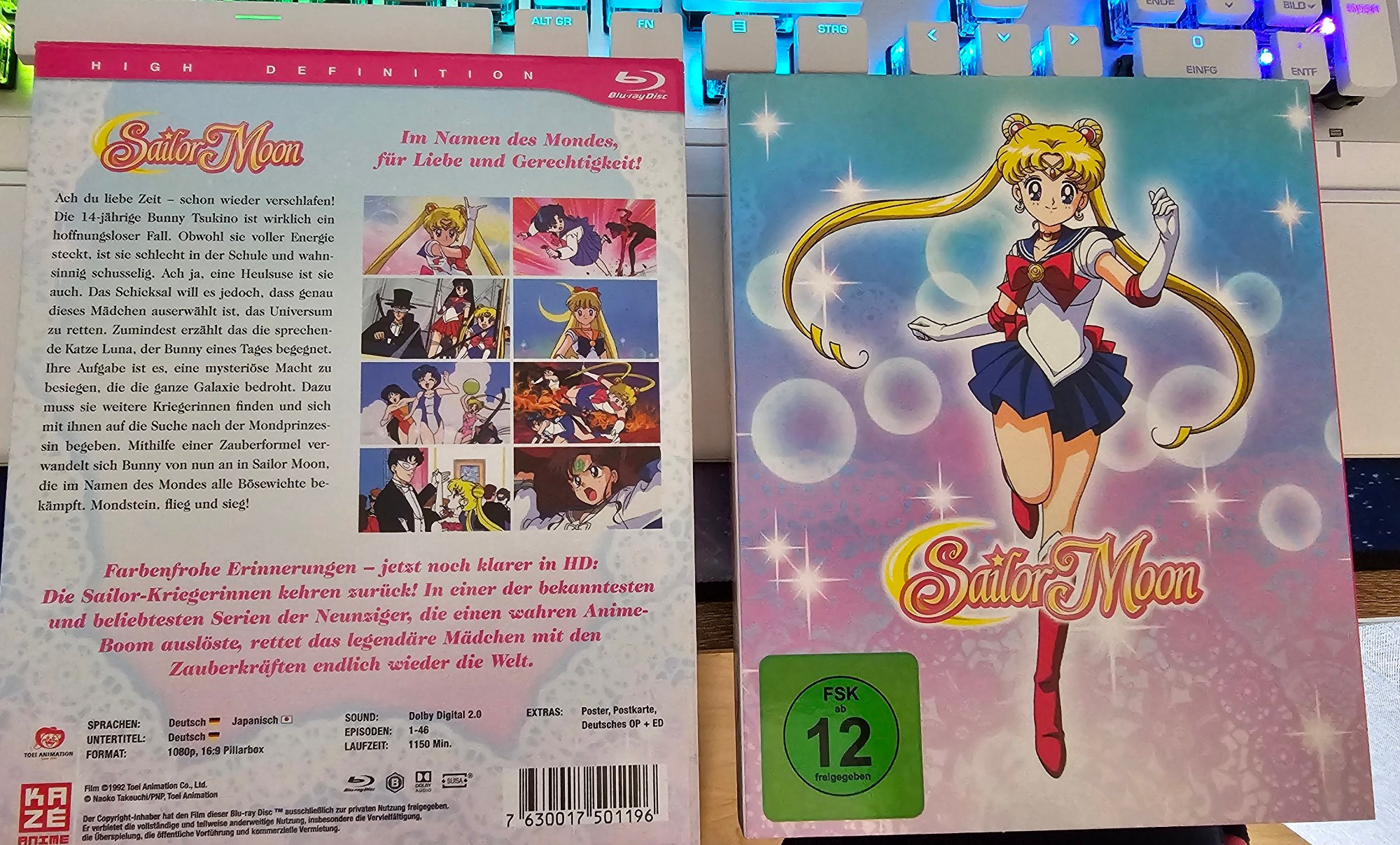 Sailor Moon Blu-ray ausgezogen und hinten die Beschreibung