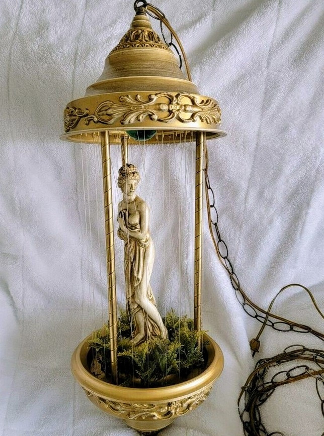 Ugly hanging lamp from the 1970s.