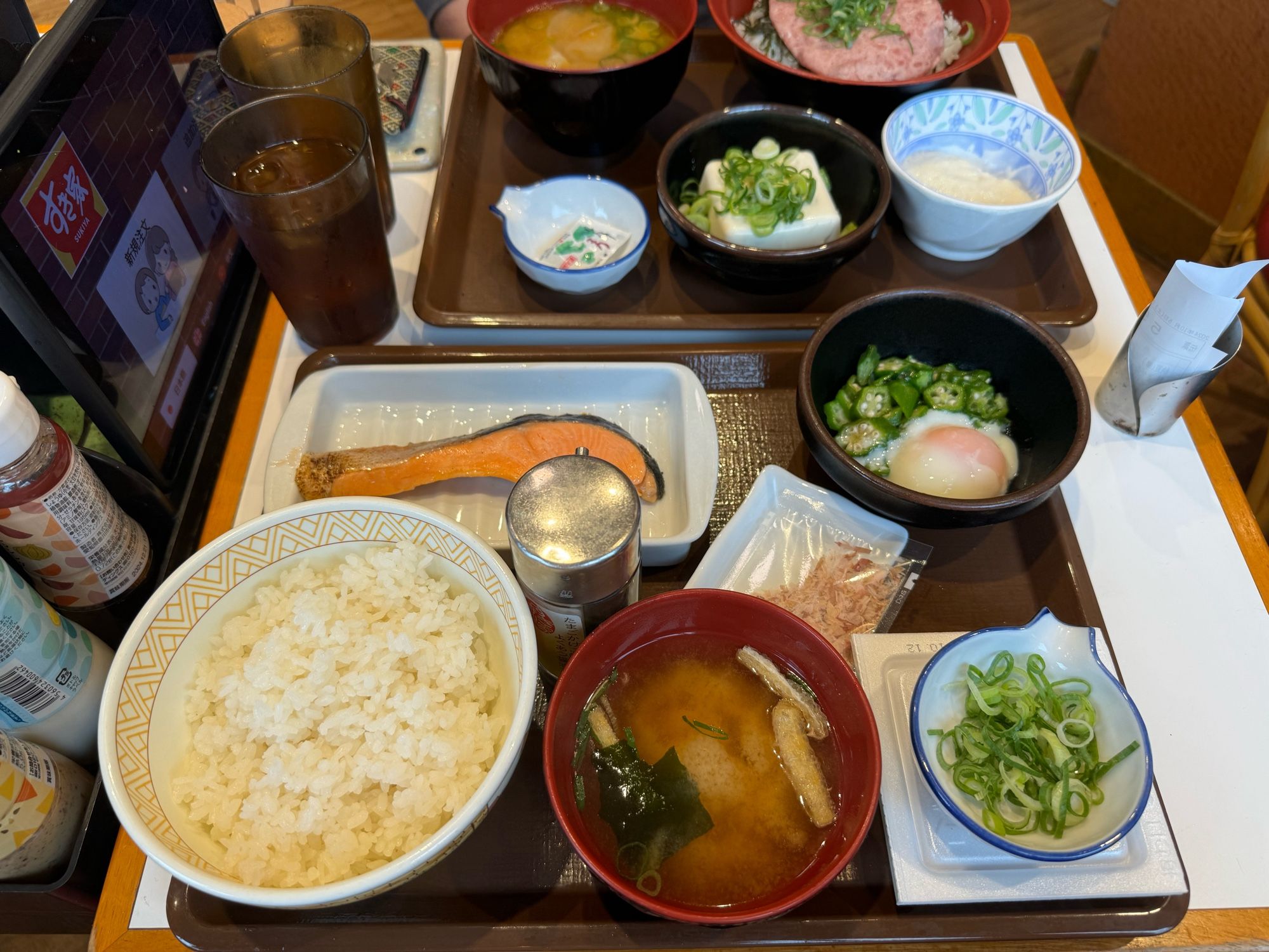 まぜのっけ朝食、鮭、納豆