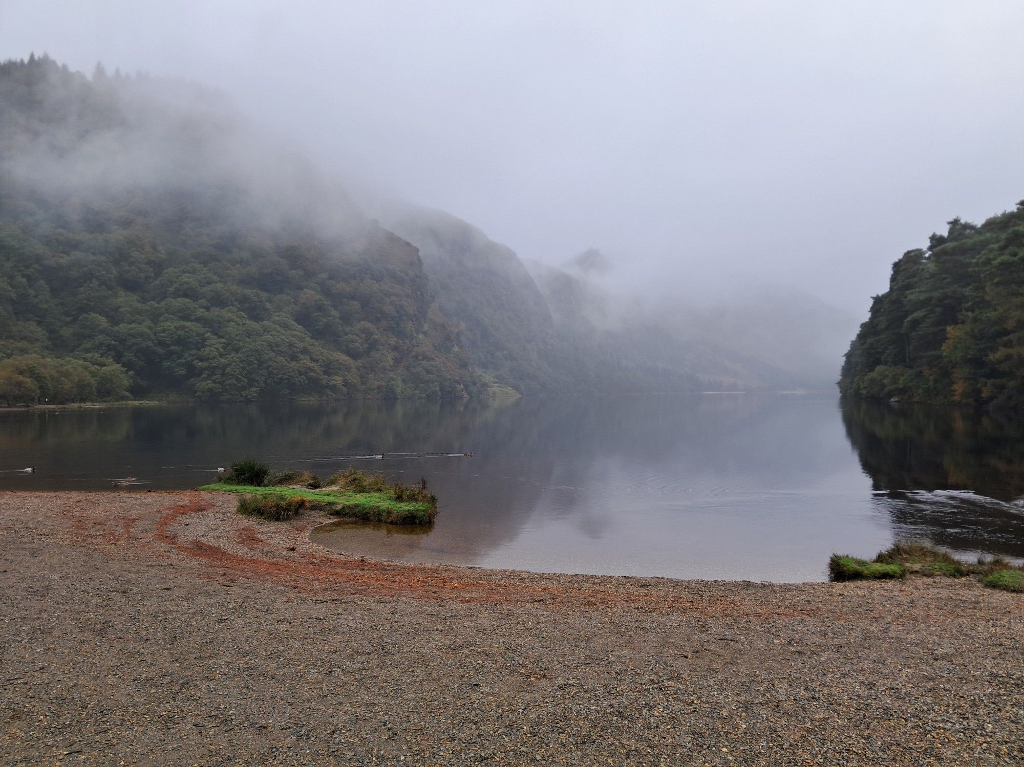 Loch uachtair Gleann dá Locha