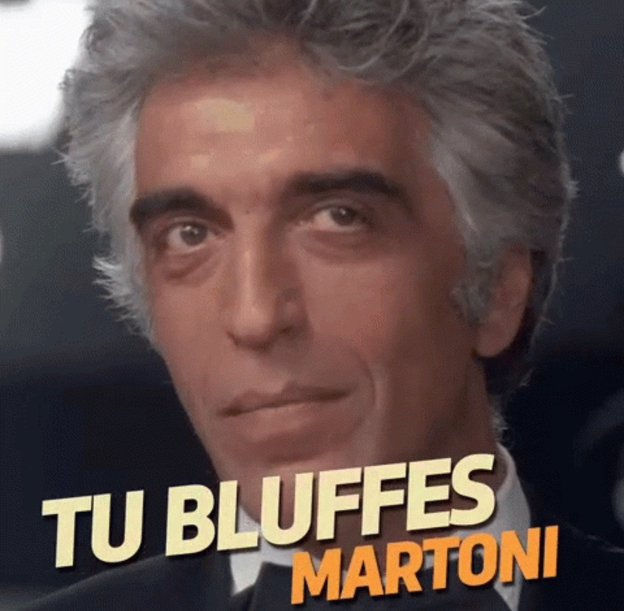 Image de Gérard Darmon, dans la cité de la peur, qui dit « tu bluffes Martoni ».