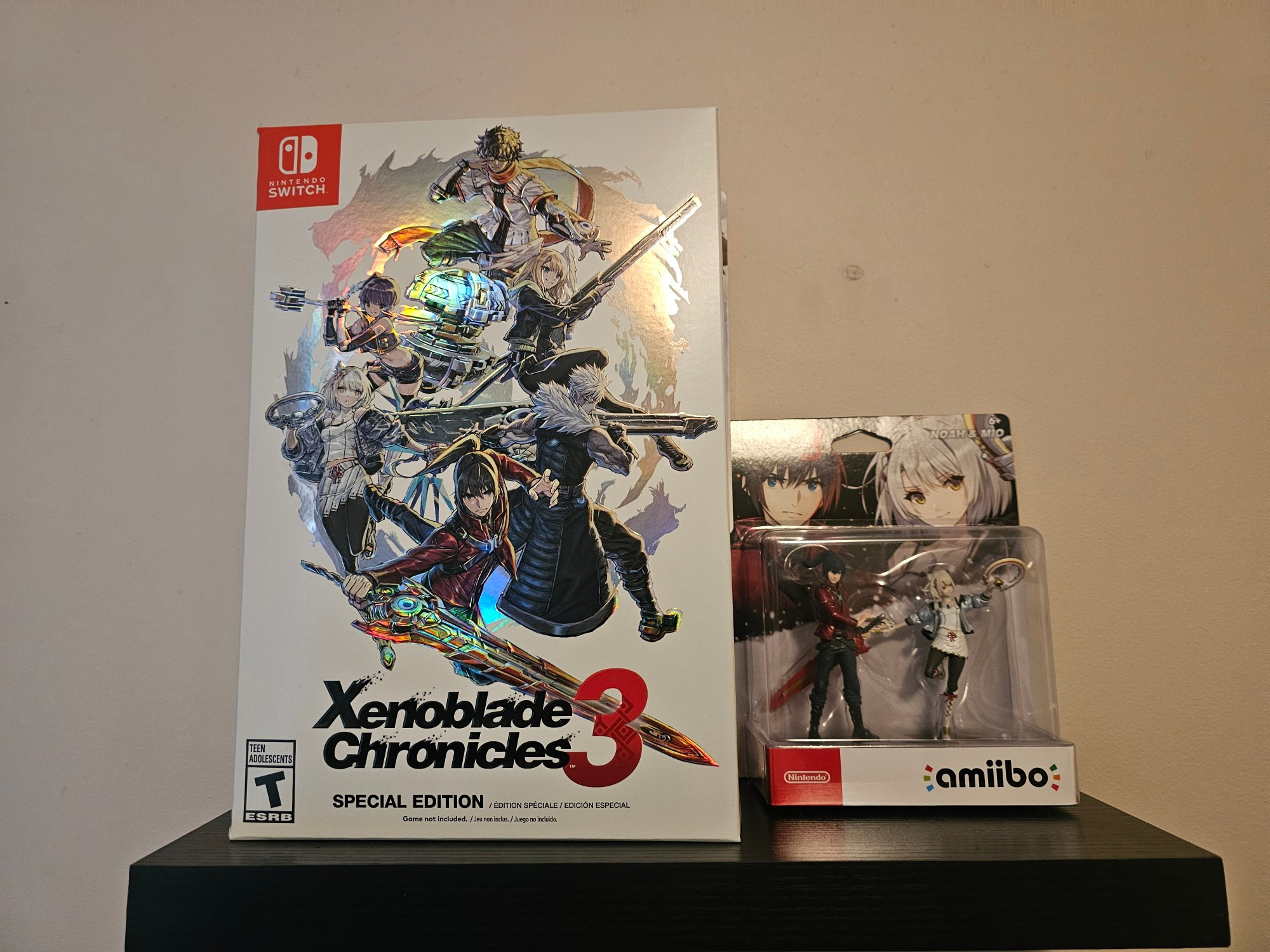 Xenoblade 3 special edition and Noah and mio amiibos