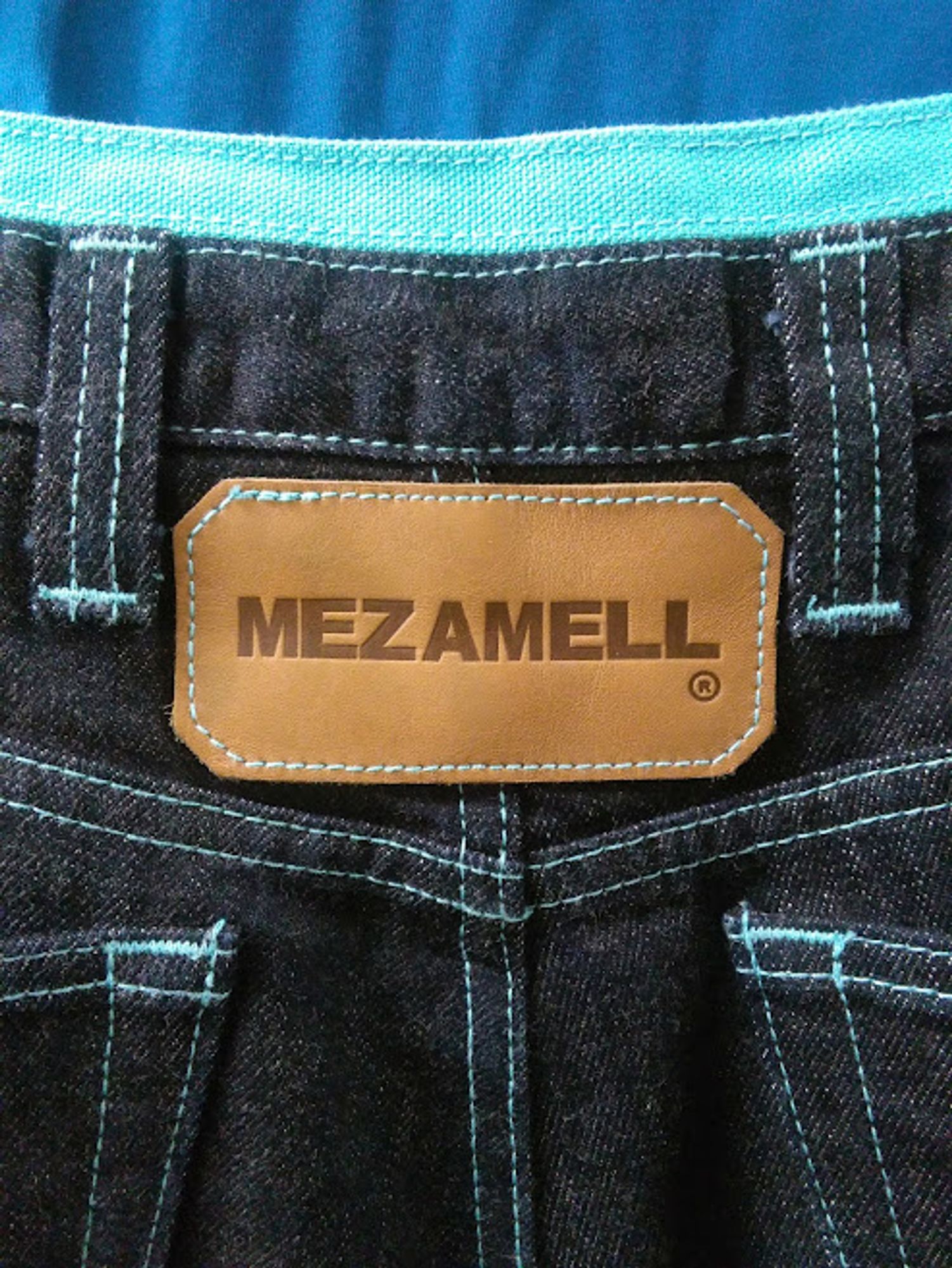 MEZAMELL®　

メザメル・目覚める

『目覚めるような青空』

Awakening Bluesky

空色のジーンズ『JEANS 518』

#ジーンズ #ジーパン　

#Jeans #denim 

#sky #sea #bluesky 

#日本　#Japan　

#京都　#Kyoto　

#高知県