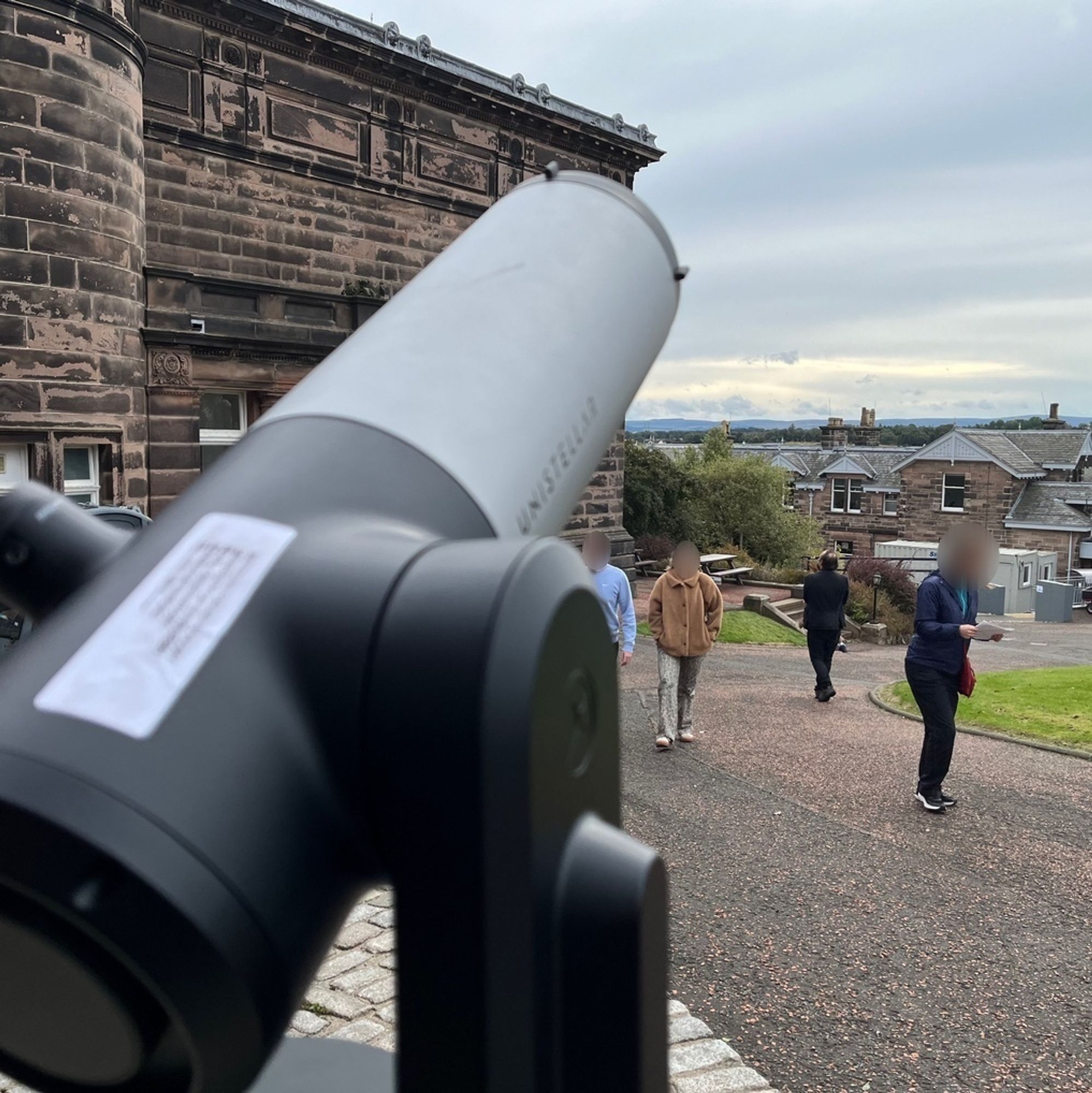 Unistellar smartscope at the Royal Observatory Edinburgh Open Doors  weekend