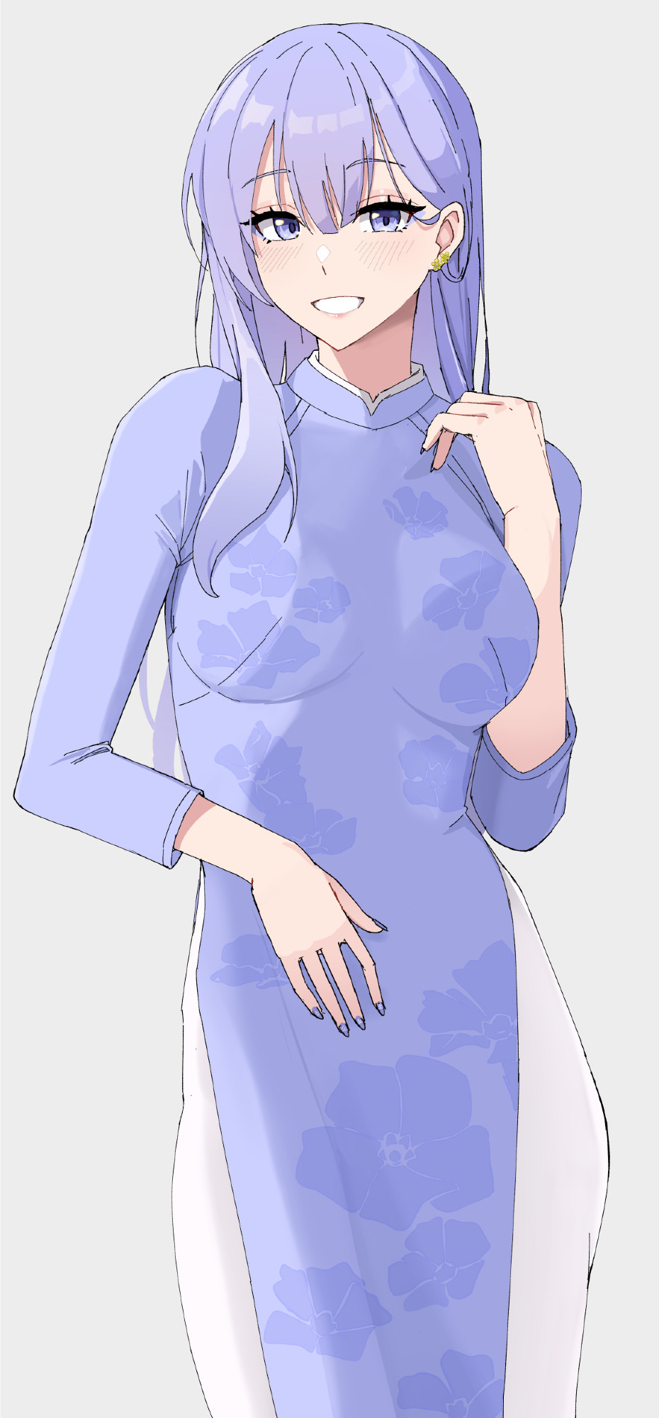 Vivian (OC) in an Ao Dai.