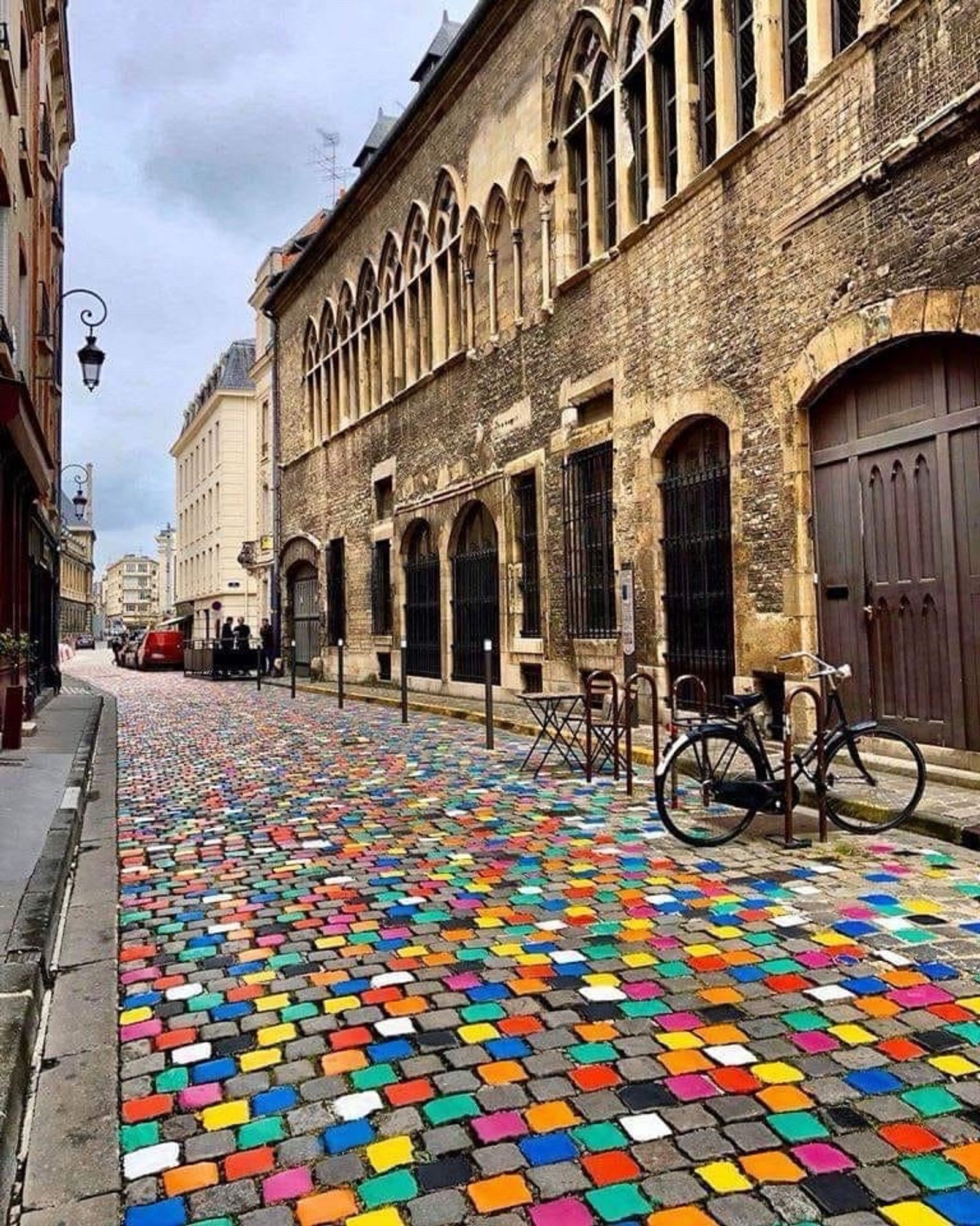 Anciens pavés rue de Tambour à Reims