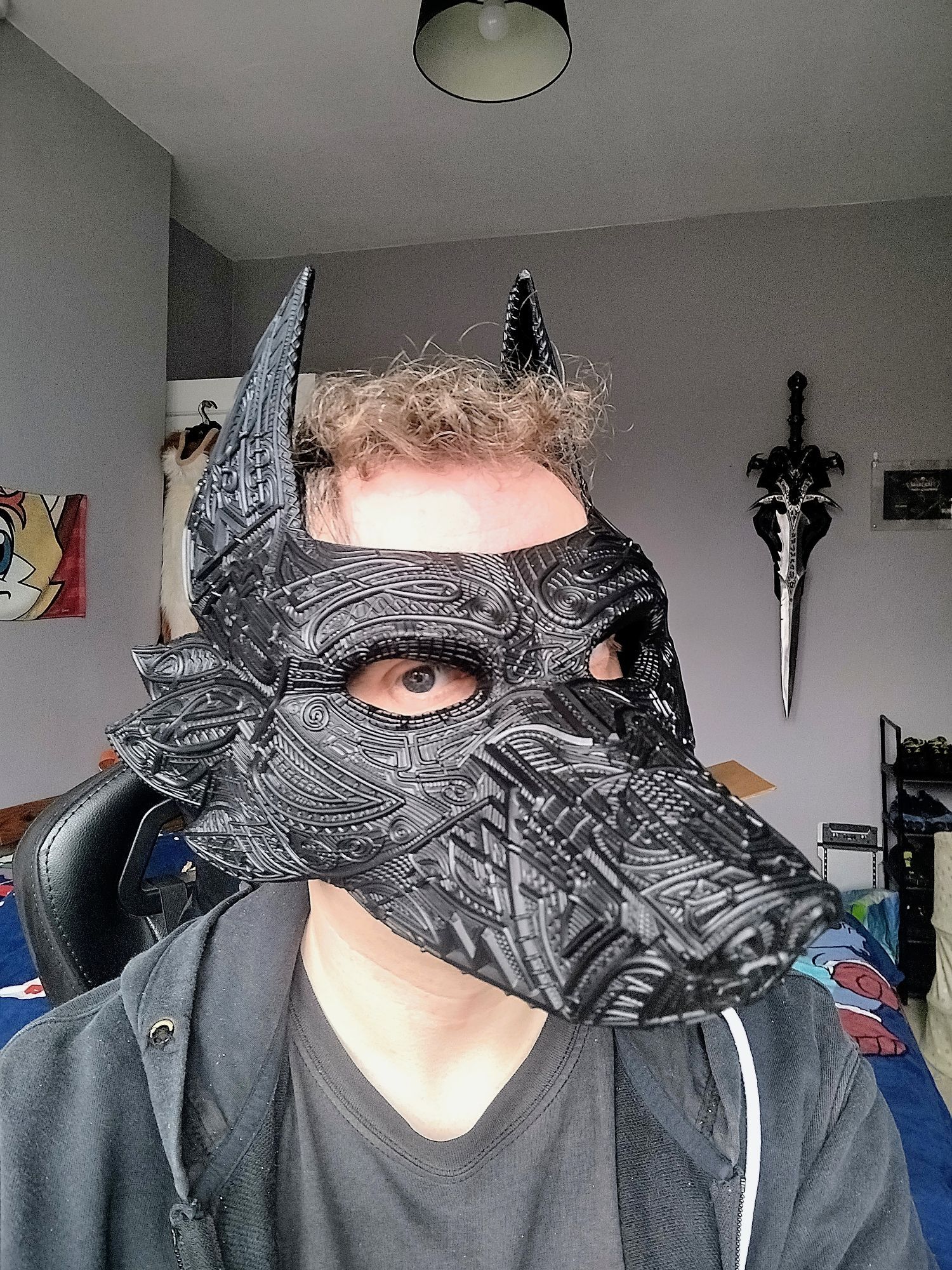 A selfie of me wearing the mask Agnargsilv from the Noss Saga