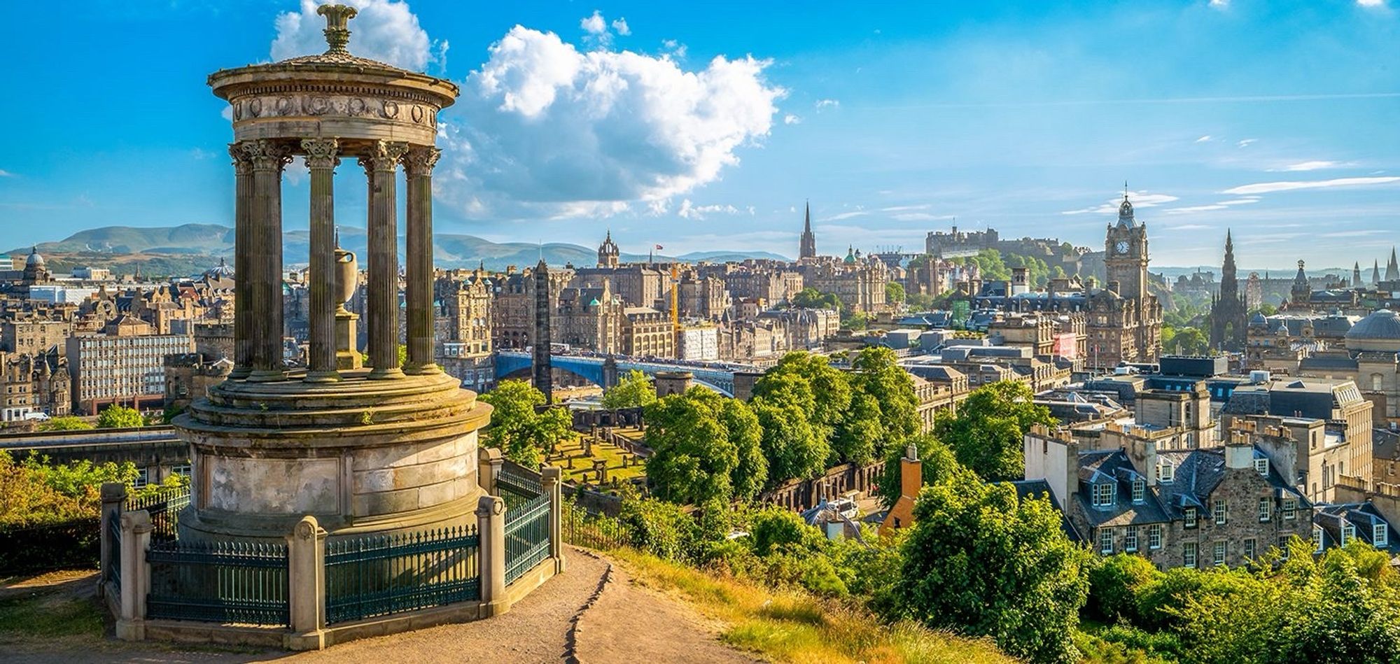 A view over the city of Edinburgh.