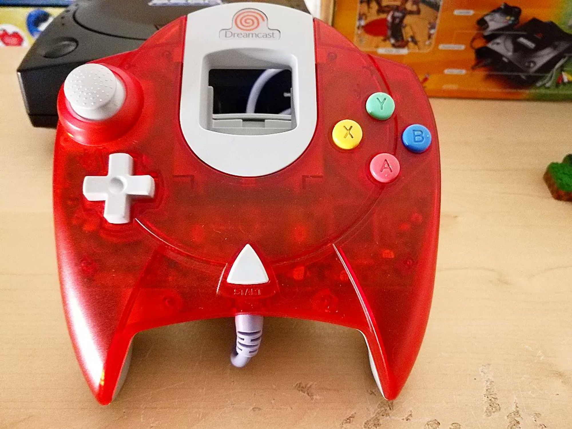 roter Dreamcast Controller Nahaufnahme