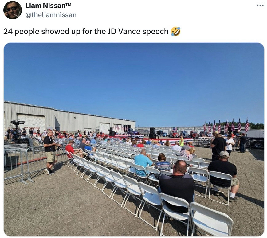 Tweet showing mostly empty lawn chairs in the sun: text says “24 people showed up for the JD Vance speech”