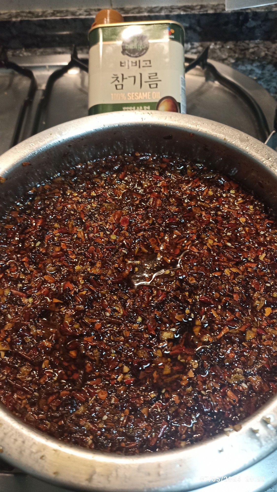 Chili oil fet