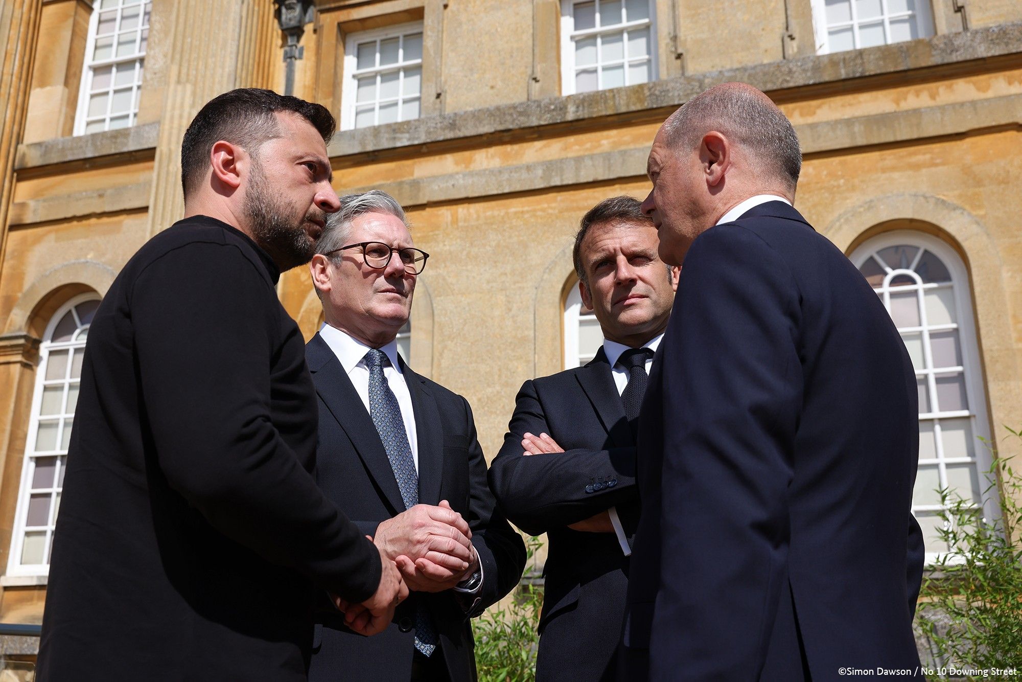 Prime Minister Keir Starmer, Chancellor Olaf Scholz, President Volodymyr Zelenskyy and President Emmanuel Macron in conversation