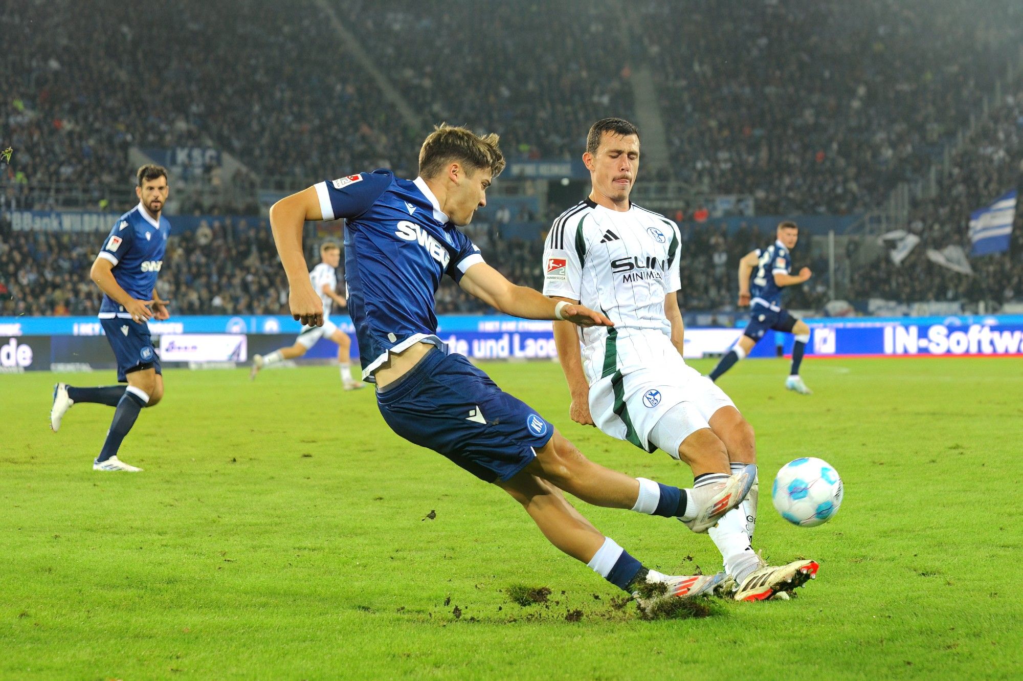 Rafael Pinto Pedrosa (Karlsruher SC, #36) during the match in the 2. Bundesliga, Karlsruher SC - FC Schalke 04 at BBBank Wildpark. Rafael has been with KSC since he was 10 years old and celebrated his professional debut in the 2nd Bundesliga at this match. Congratulations to him!