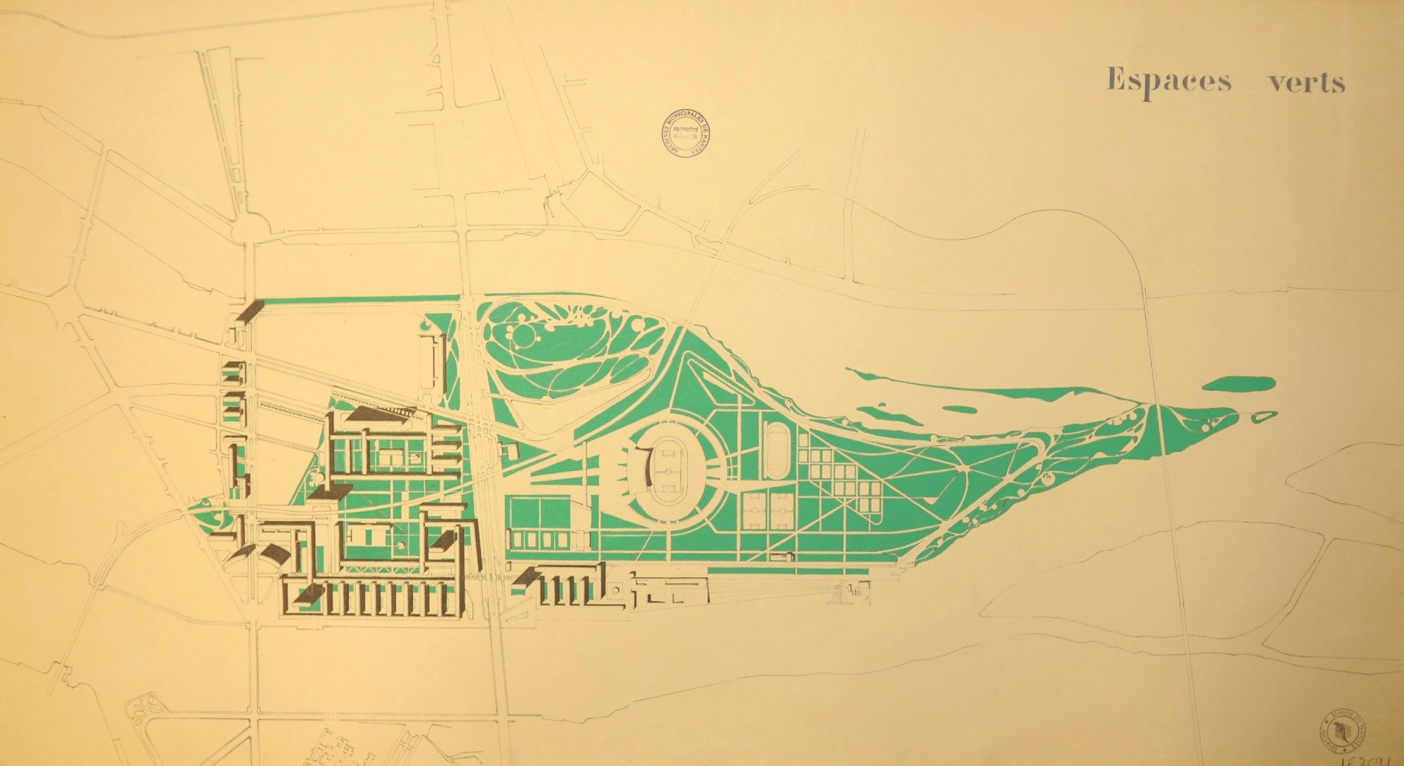 Plan des espaces verts
Cote : 1Fi3691 - Plan d'aménagement de l'île Beaulieu (1954)

Analyse : Plan d'aménagement de l'île Beaulieu: espaces verts.
Réalisé par M. Favraud le 15 juin 1954.

Auteur(s) : FAVRAUD (M.) [ Auteur ]
Type document : Plan
Technique : Imprimé couleur
Format : 42X78
Support : Papier
Etat matériel : Bon
Série : Fi - Documents Figurés
Sous-série : 1Fi - Cartes et plans depuis 1790 - Voir le fonds d'origine

Mode d'entrée : Versement
Réalisé en : 1954

Original Consultable : NON
Termes d'indexation :  - [Auteurs] FAVRAUD (M.), - [Lieux] BEAULIEU (île), - [Personnes] FAVRAUD (Marcel),
Période historique : 20e SIECLE

Archives de Nantes