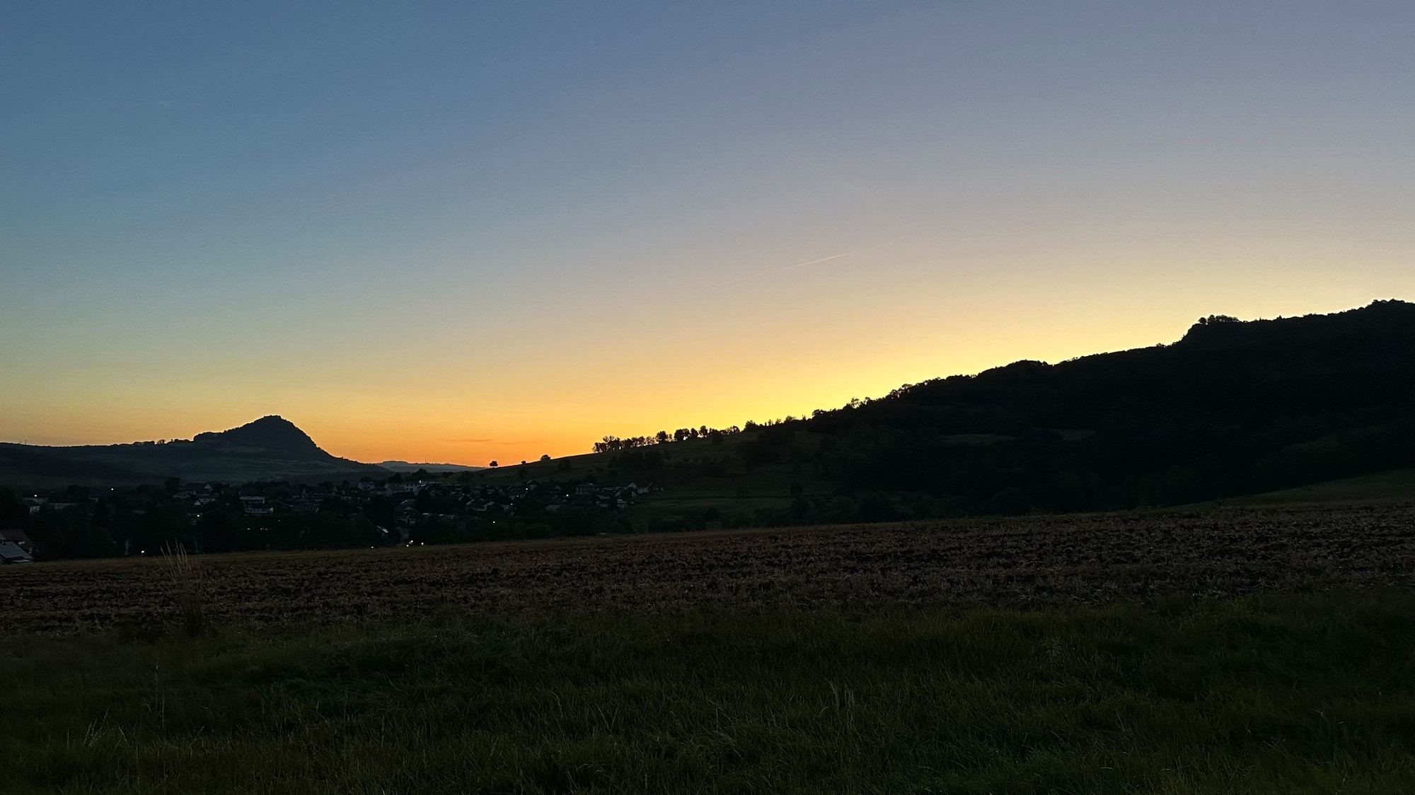 Hegauvulkane bei Sonnenaufgang