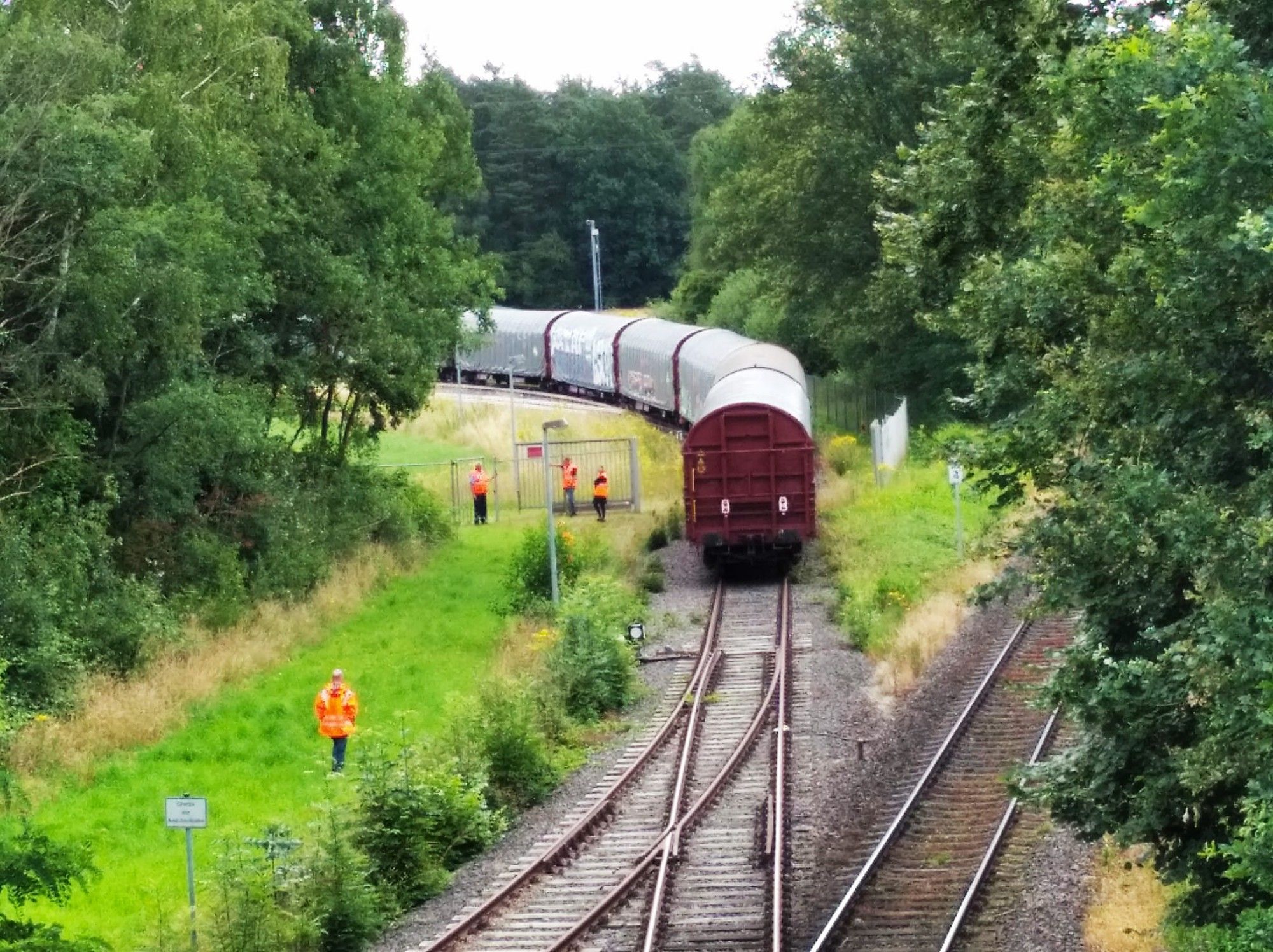 Urantransport auf dem Gelände der Urananreicherungsanlage Gronau kurz vor Abfahrt