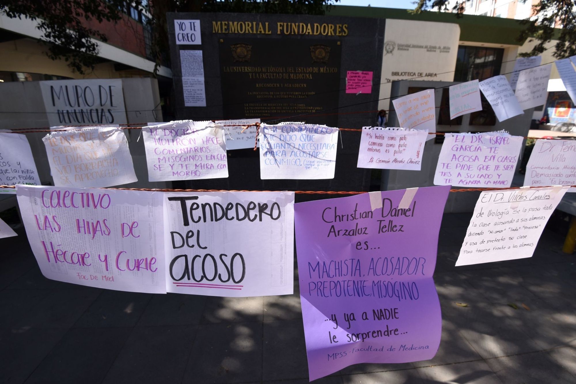 “Tendedero” at a Mexican feminist protest in a univeristy, a clothesline with pages of MeToo’s.