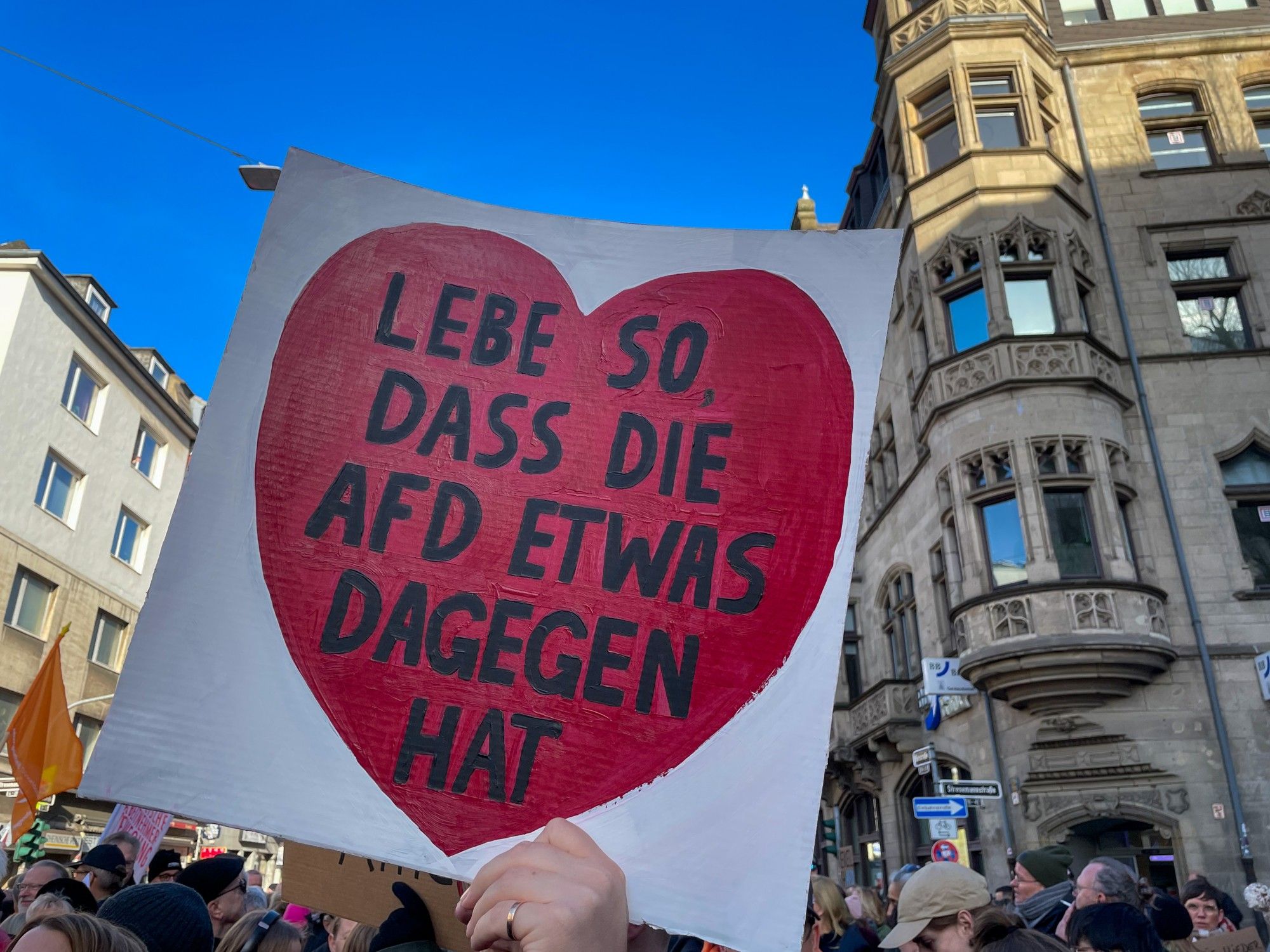 100.000 Demonstranten gegen die FckAfd in Düsseldorf