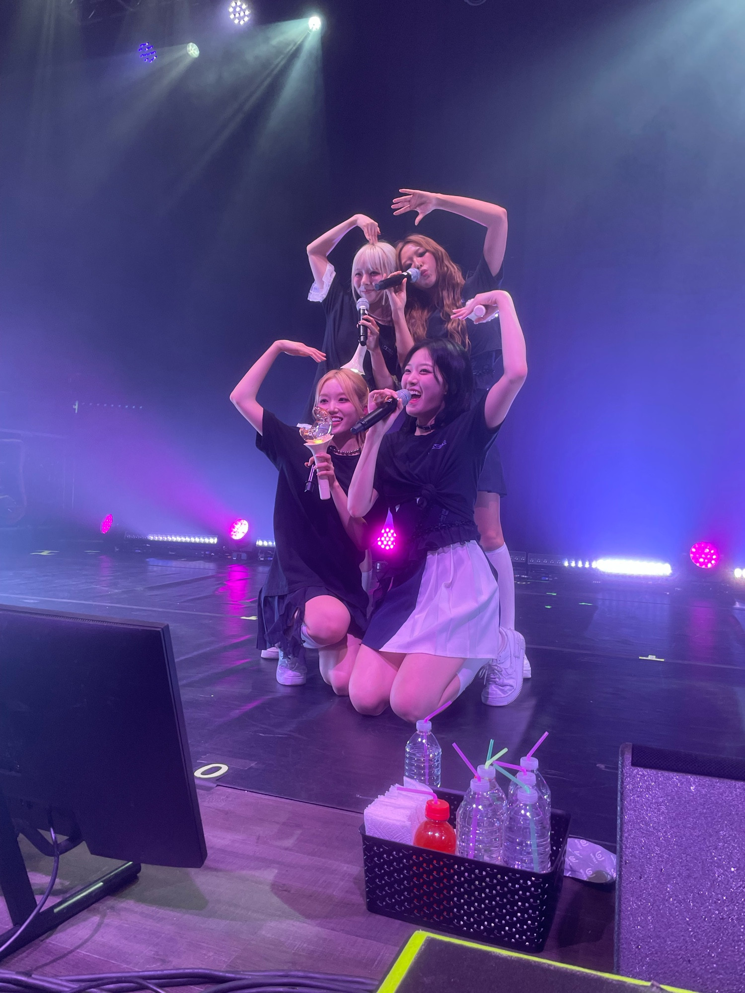 Hyunjin, Gowon, Vivi, and Hyeju of Loossemble on stage at pittsburgh 