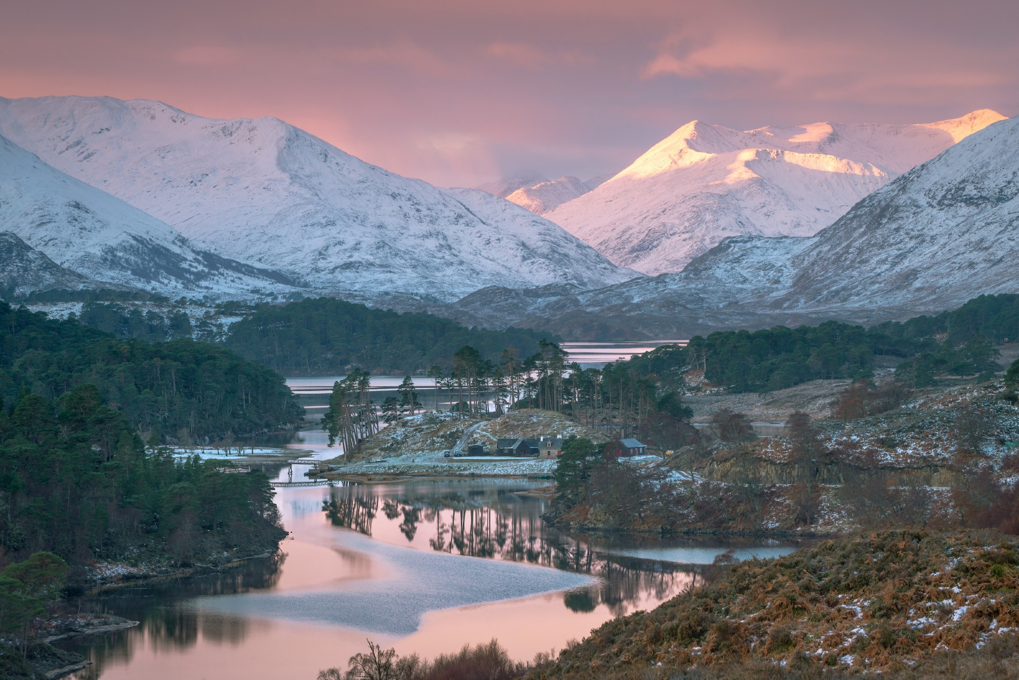 Winter on Loch Affric, Glen Affric #Scotland #Highlands #GlenAffric http://damianshields.com