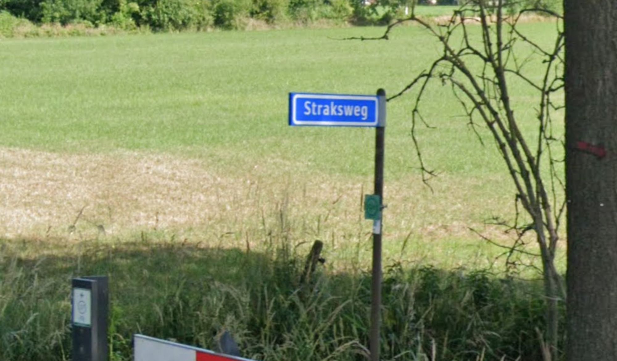 Straksweg

(Foto van straatnaambordje)