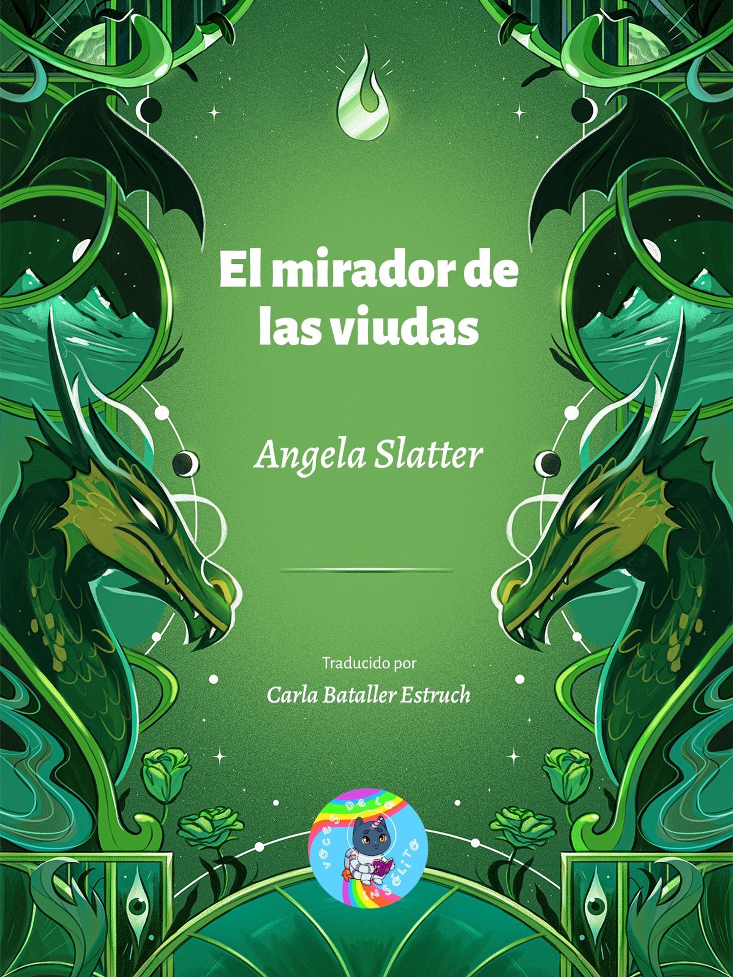 Cubierta con el fondo verde degradado. En el centro se ve más claro y se va oscureciendo hacia los bordes. En el centro aparece el título del relato, seguido del nombre de le autore y, en la parte inferior, el nombre de quien lo ha traducido y el logo de Voces de lo insólito. Los detalles están por los bordes de la cubierta. Hay enredaderas verdes, círculos como ventanas a otros mundos donde vemos montañas y estrellas, dos cabezas de dragones a cada lado que echan humo por la nariz, rosas verdes en la parte inferior y un par de ojos inquietantes. Todo ello está adornado con volutas de distintos tonos de verde, líneas blancas e incluso se distinguen un par de alas por encima de los dragones.