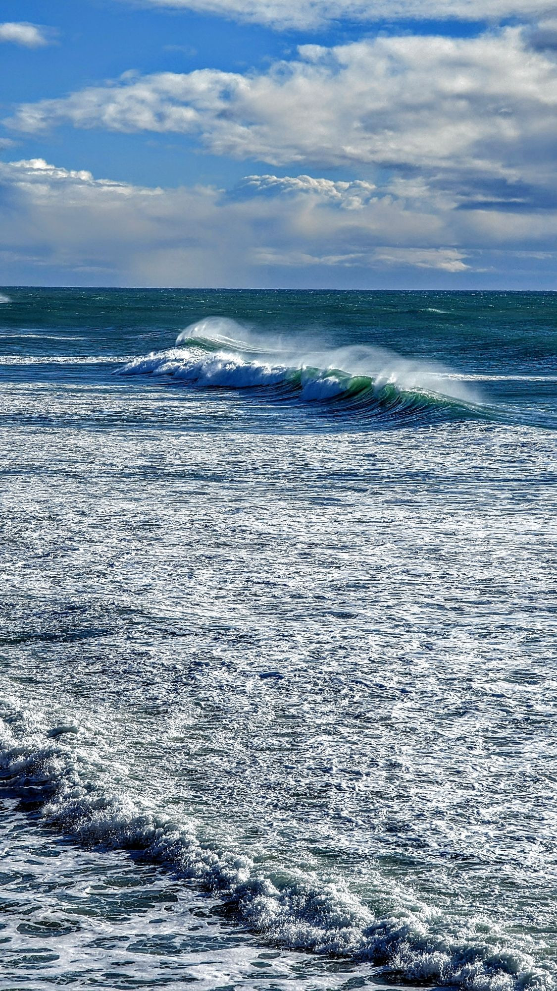 Rauhe See, viel Gischt und starker Wind