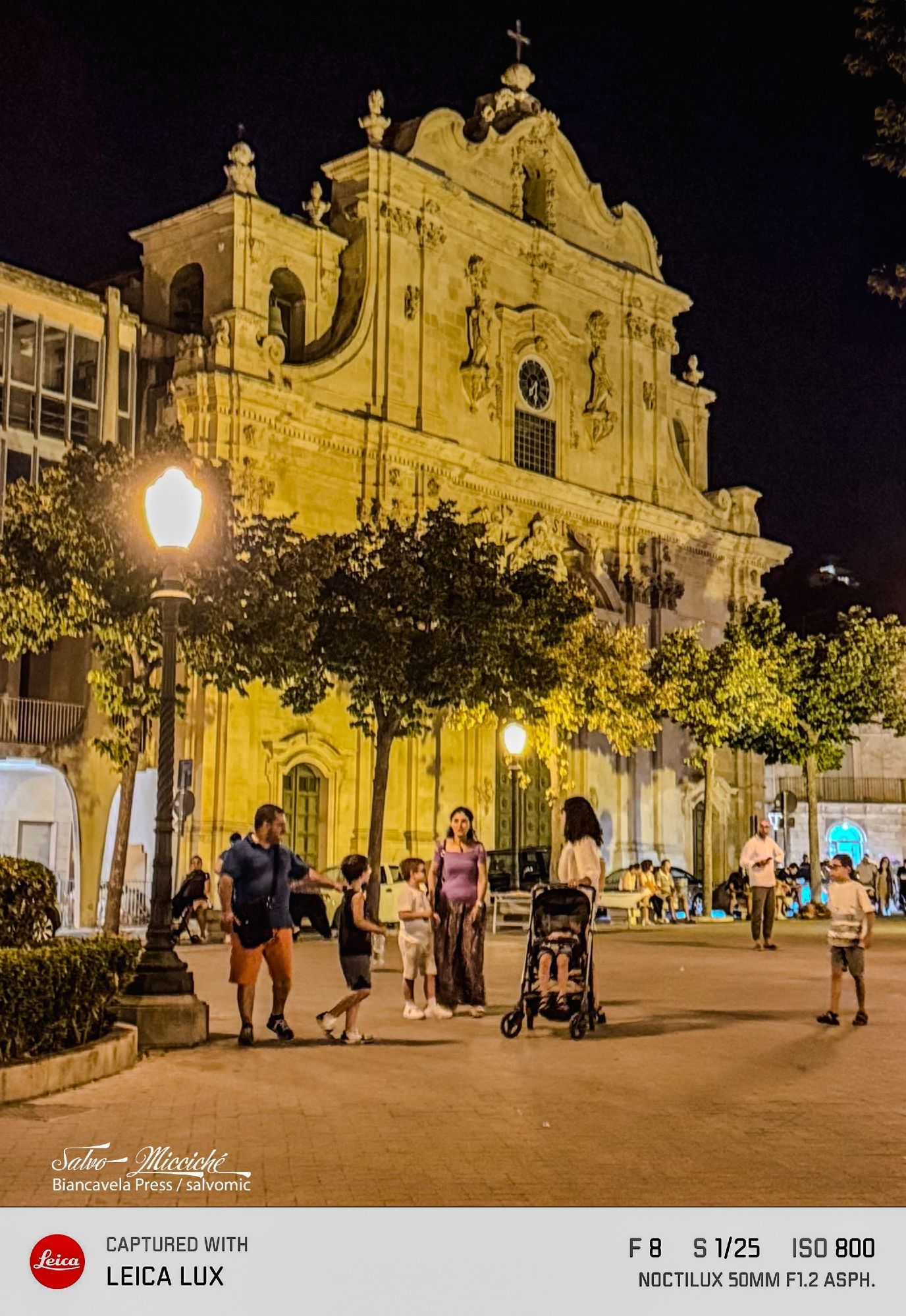 Scicli, chiesa sant’Ignazio (chiesa madre) 🇮🇹

#sunday_churches #silentSunday #leica_camera #sicily #nightshots