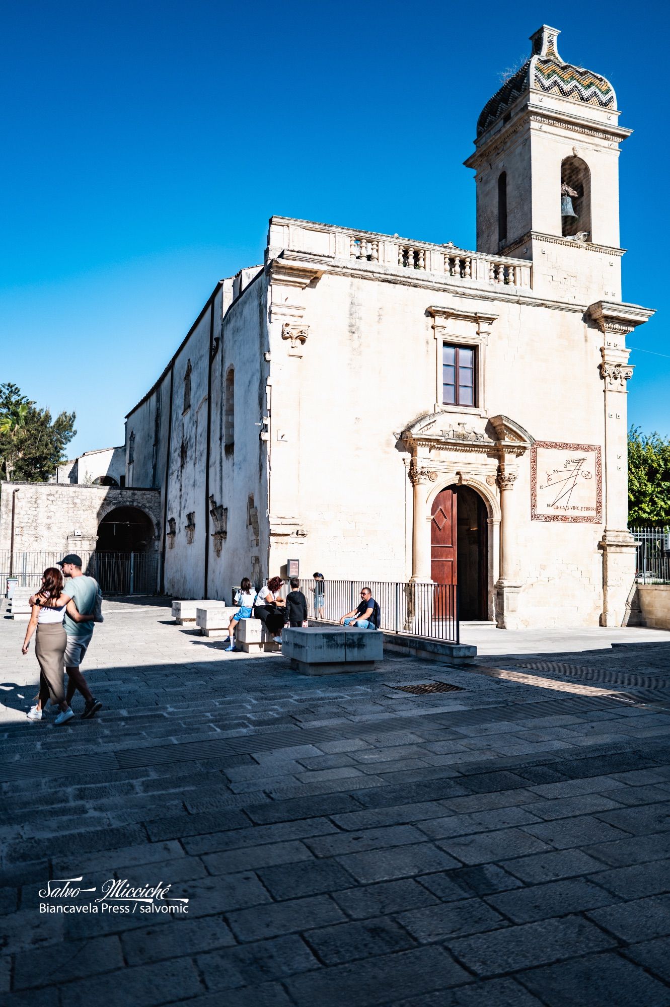 San Vincenzo Ferreri (Ragusa, 🇮🇹)

#sunday_Churches #silentSunday #leica_camera #architecture #sicily