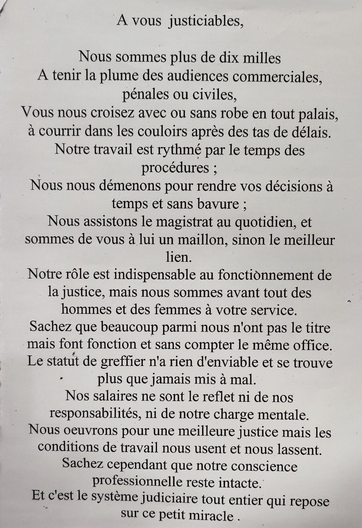 Texte explicant les différentes tâches et responsabilités des greffiers.